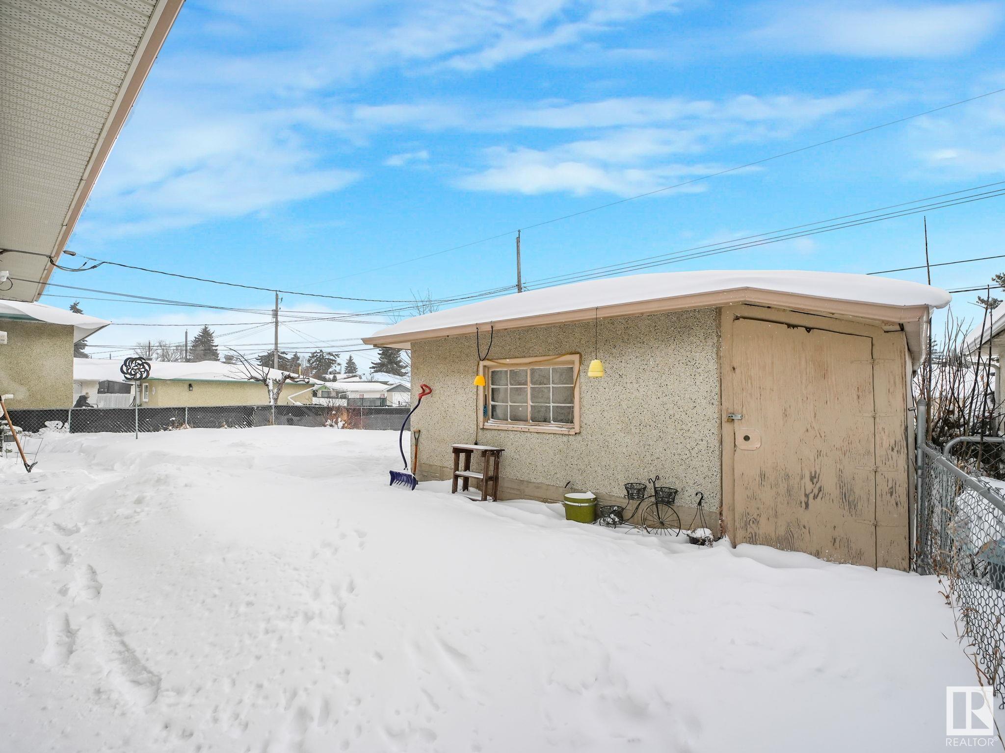      6103 132 AV NW , Edmonton,  ,T5A 0J8 ;  Listing Number: MLS E4420216