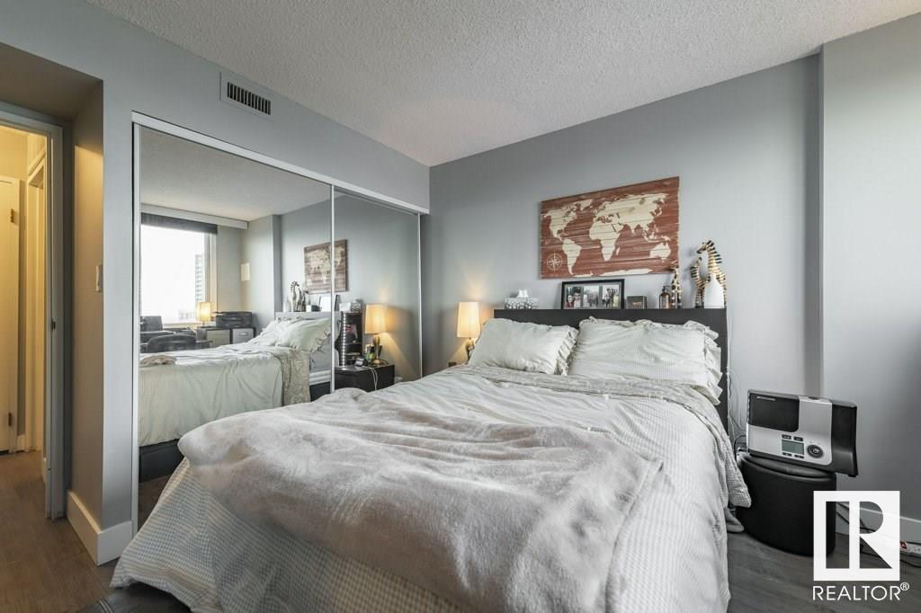      #2204 9909 104 ST NW , Edmonton,  ,T5K 2G5 ;  Listing Number: MLS E4420219