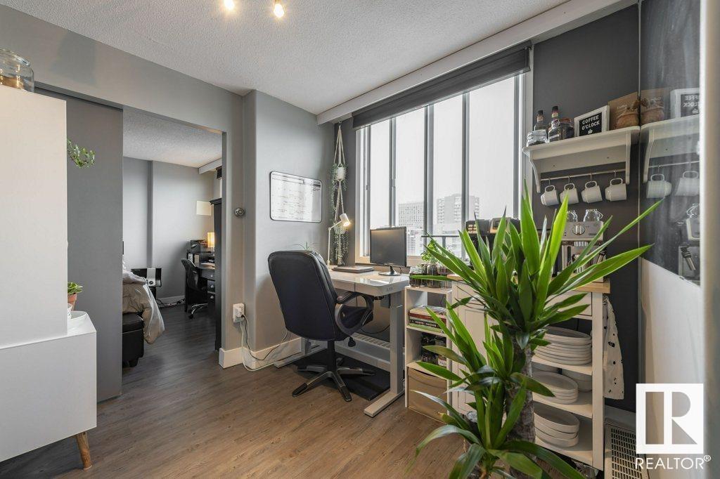     #2204 9909 104 ST NW , Edmonton,  ,T5K 2G5 ;  Listing Number: MLS E4420219