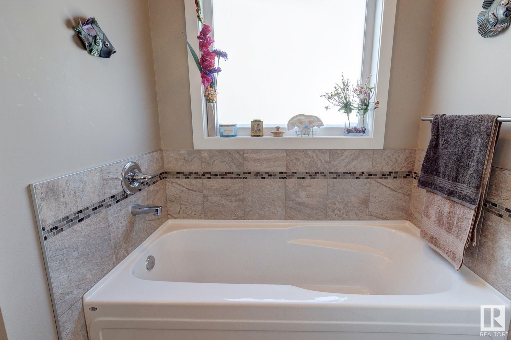      #213 50 HEATHERGLEN DR , Spruce Grove,  ,T7X 0R6 ;  Listing Number: MLS E4420220