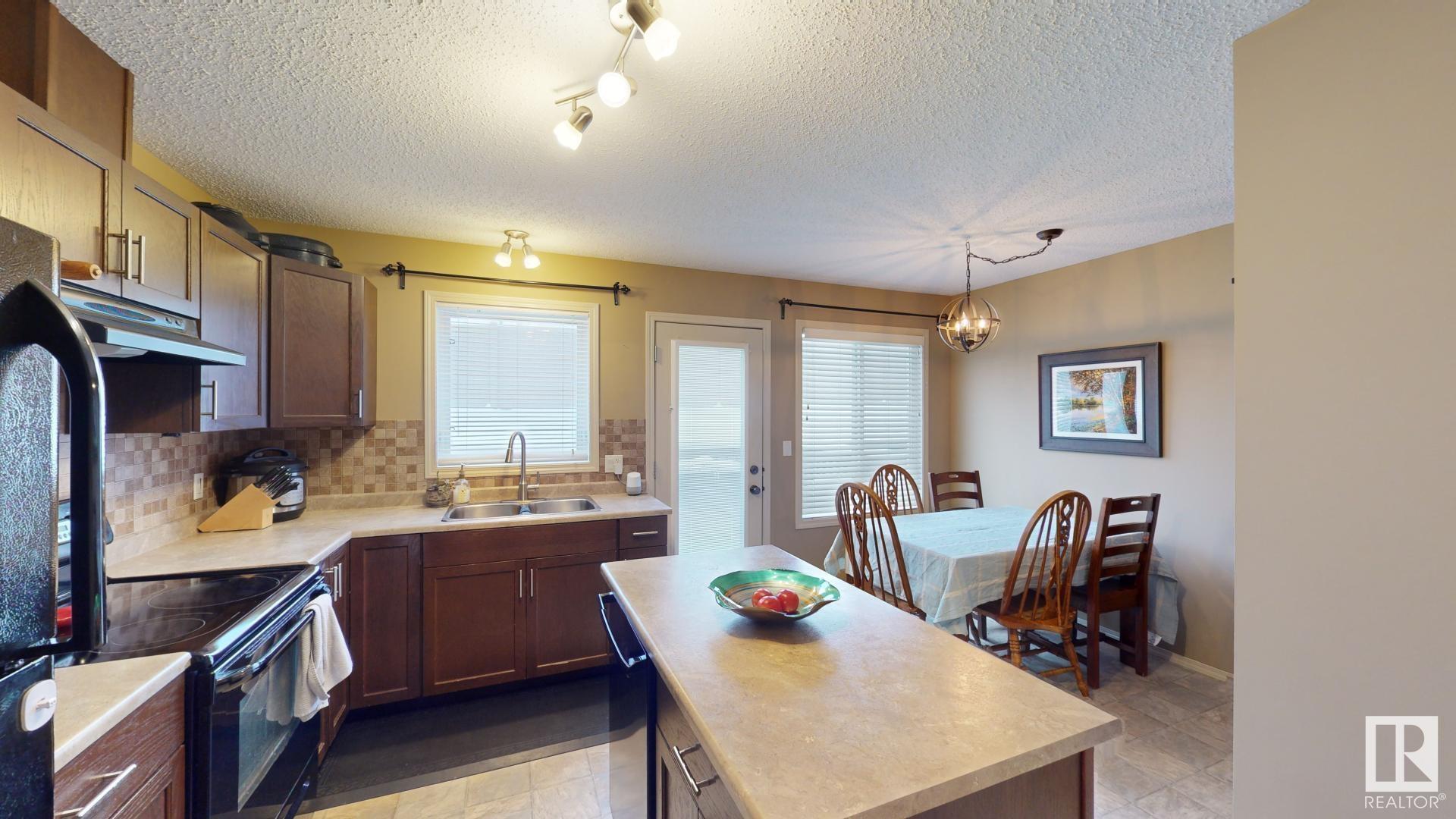      #34 320 SPRUCE RIDGE RD , Spruce Grove,  ,T7X 0H5 ;  Listing Number: MLS E4420222
