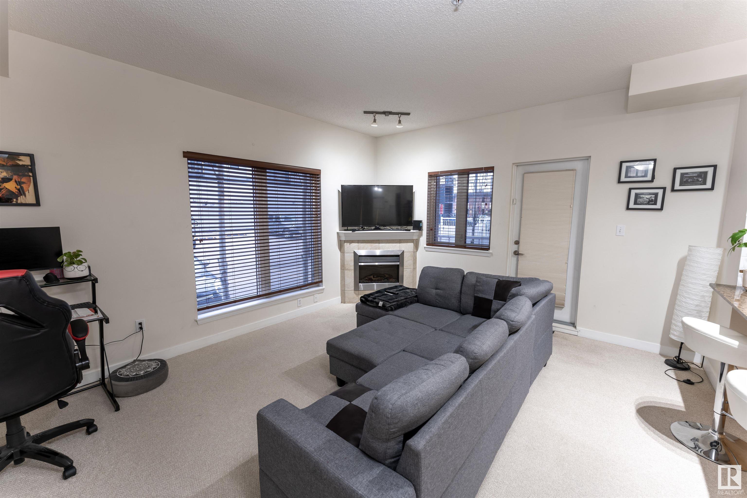      #112 10333 112 ST NW , Edmonton,  ,T5K 0B4 ;  Listing Number: MLS E4420223