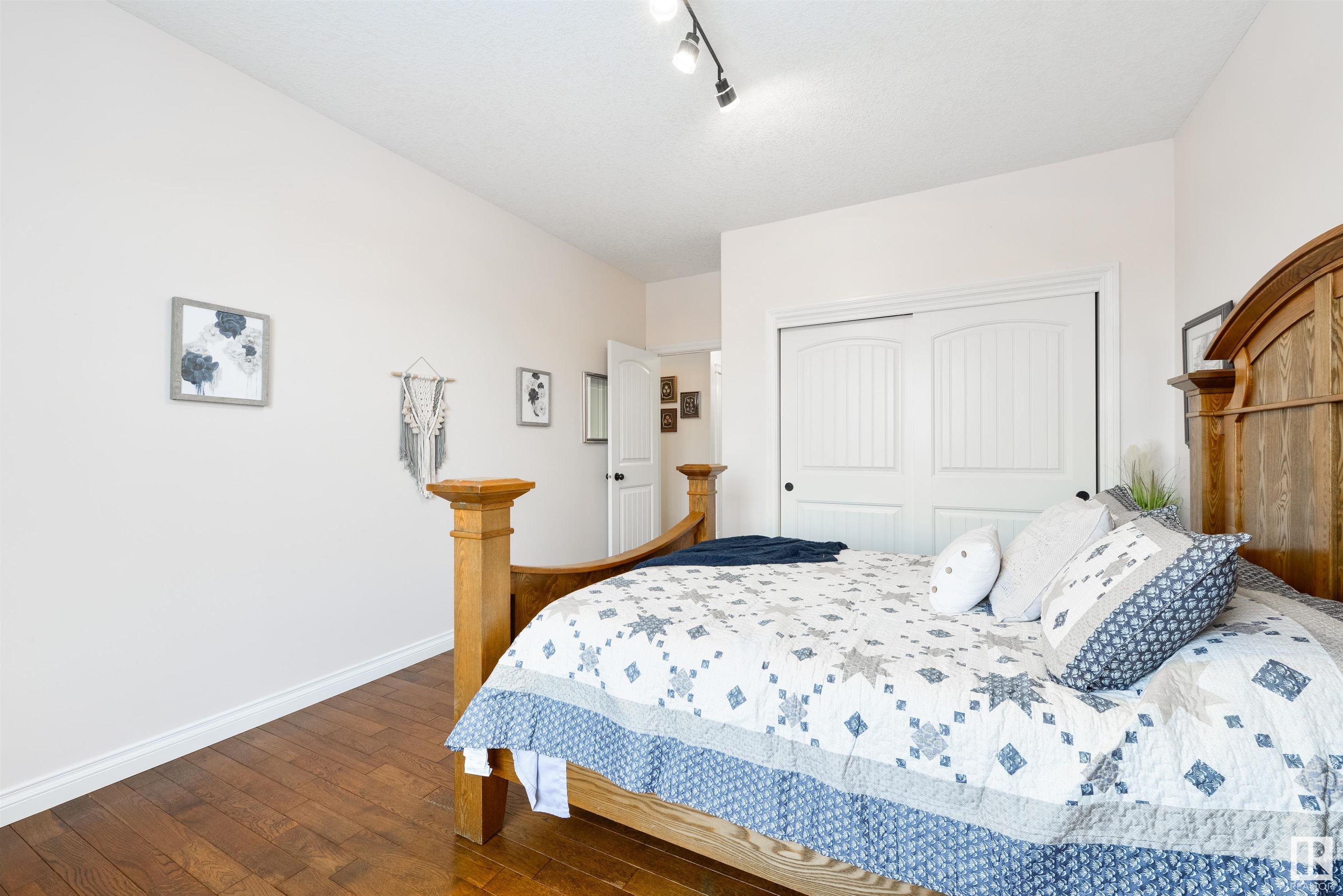      25 DILLON BA , Spruce Grove,  ,T7X 0E5 ;  Listing Number: MLS E4420227