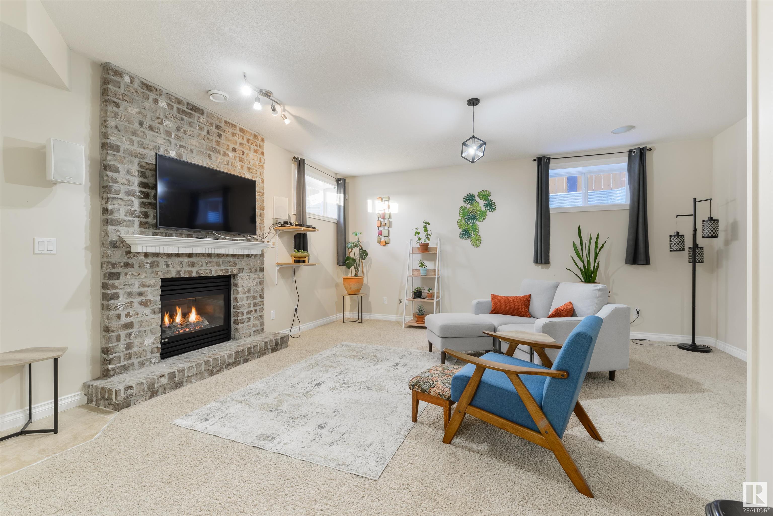      25 DILLON BA , Spruce Grove,  ,T7X 0E5 ;  Listing Number: MLS E4420227