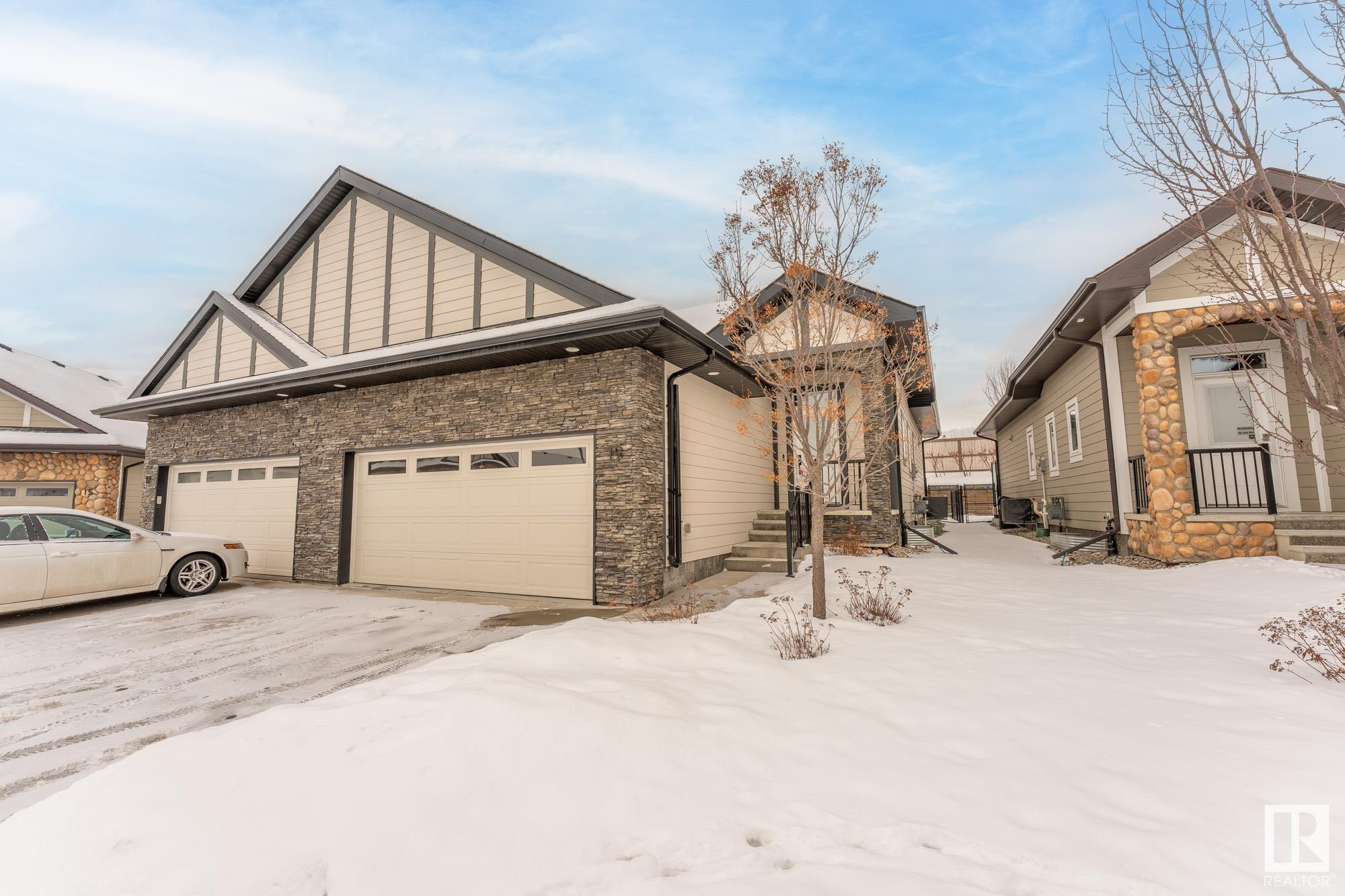      19 SIGNATURE CV , Sherwood Park,  ,T8H 0W8 ;  Listing Number: MLS E4420228