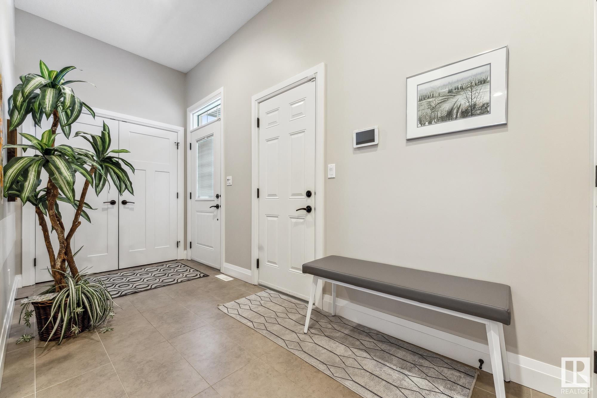      19 SIGNATURE CV , Sherwood Park,  ,T8H 0W8 ;  Listing Number: MLS E4420228