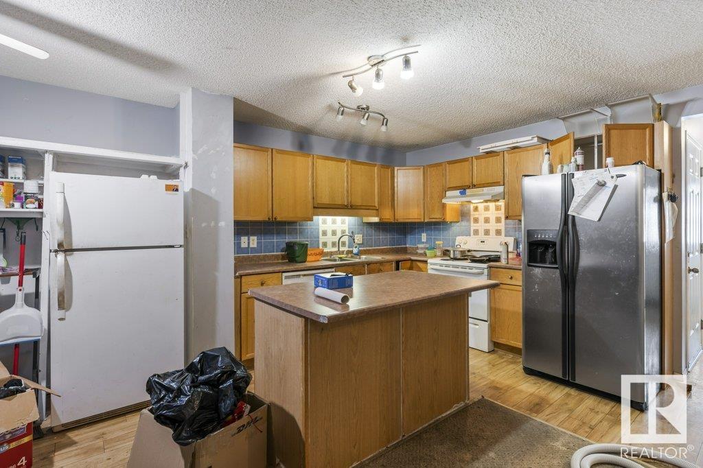      7931 7 AV SW , Edmonton,  ,T6X 1N3 ;  Listing Number: MLS E4420233