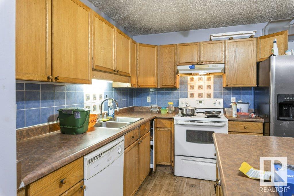      7931 7 AV SW , Edmonton,  ,T6X 1N3 ;  Listing Number: MLS E4420233