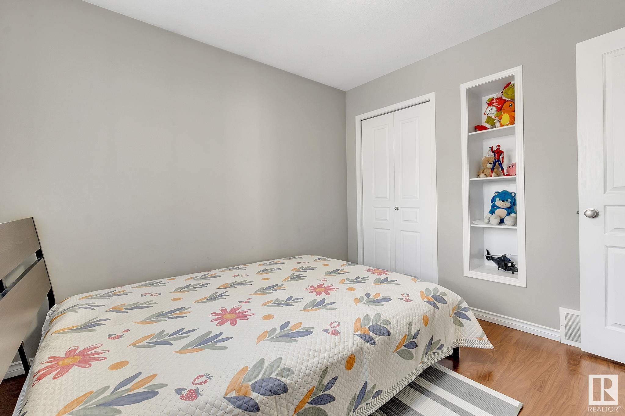      5844 214 ST NW , Edmonton,  ,T6M 0H4 ;  Listing Number: MLS E4420235