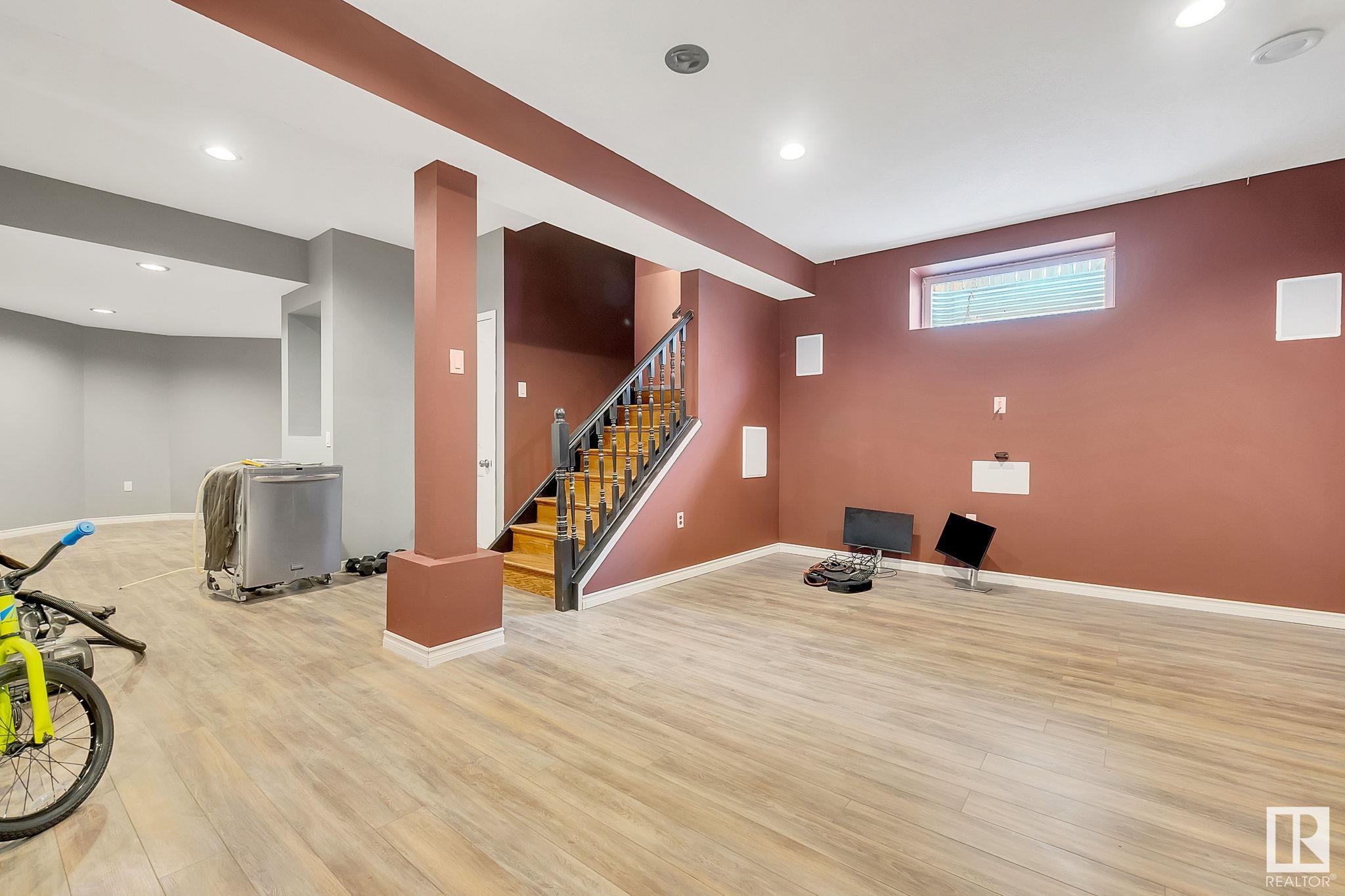      5844 214 ST NW , Edmonton,  ,T6M 0H4 ;  Listing Number: MLS E4420235