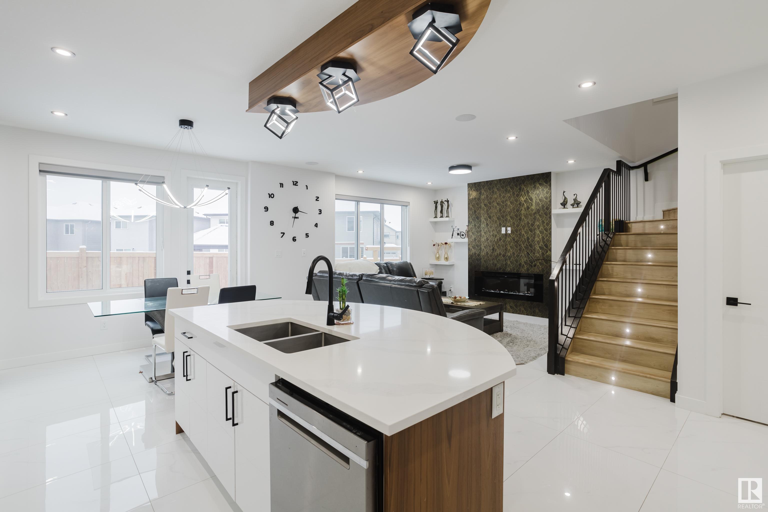      1356 20 ST NW , Edmonton,  ,T6T 2R7 ;  Listing Number: MLS E4420243