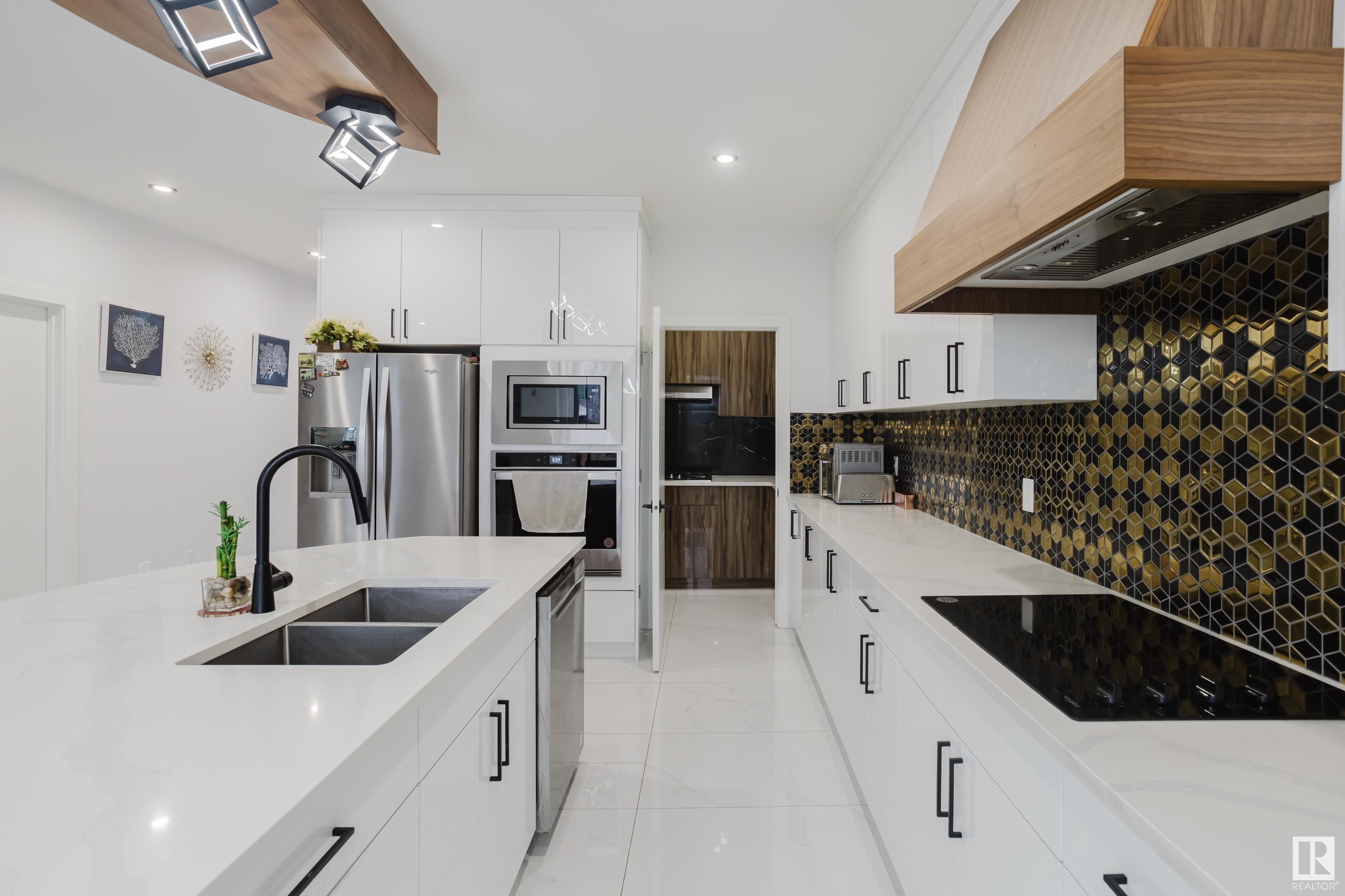      1356 20 ST NW , Edmonton,  ,T6T 2R7 ;  Listing Number: MLS E4420243