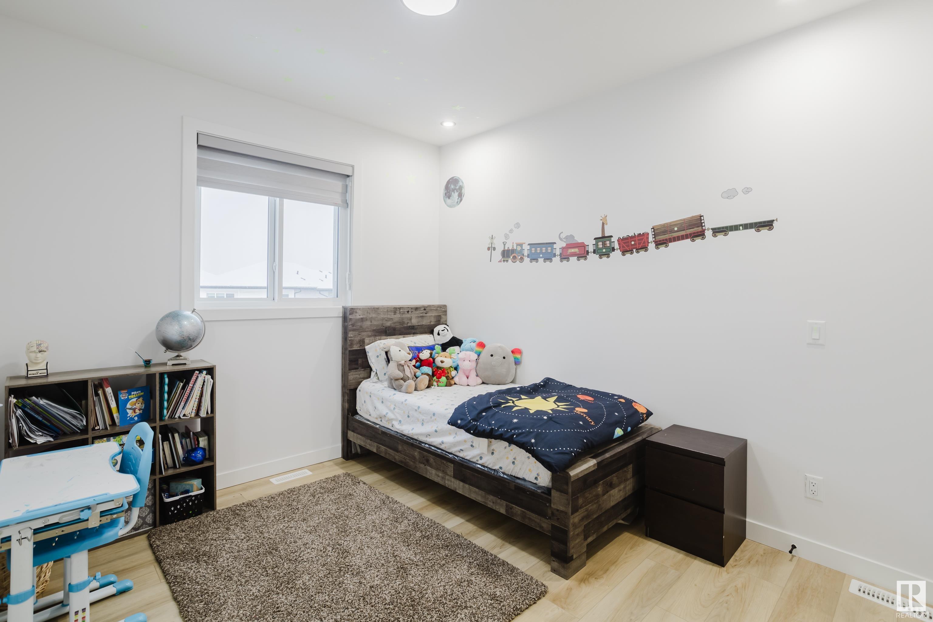      1356 20 ST NW , Edmonton,  ,T6T 2R7 ;  Listing Number: MLS E4420243