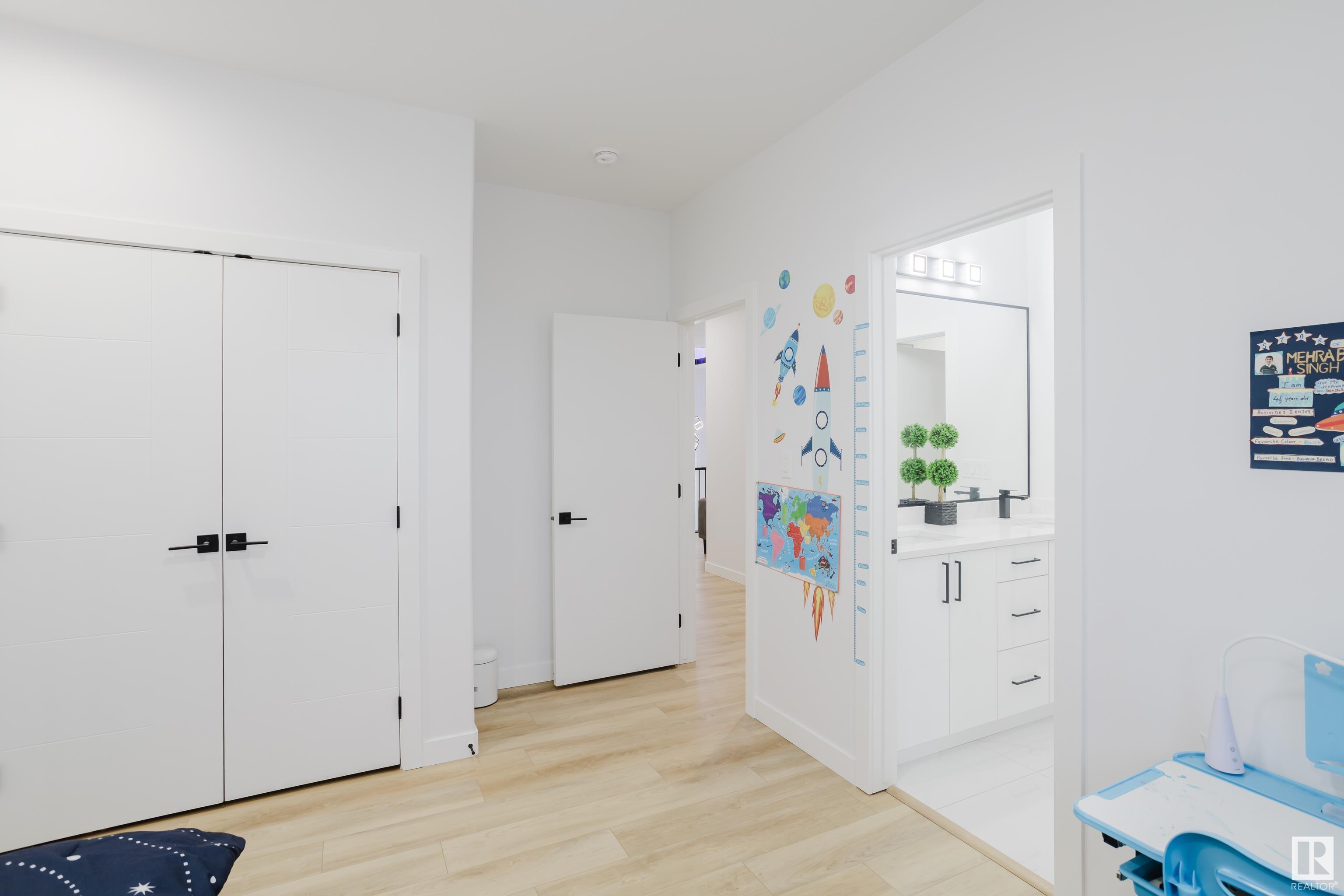      1356 20 ST NW , Edmonton,  ,T6T 2R7 ;  Listing Number: MLS E4420243