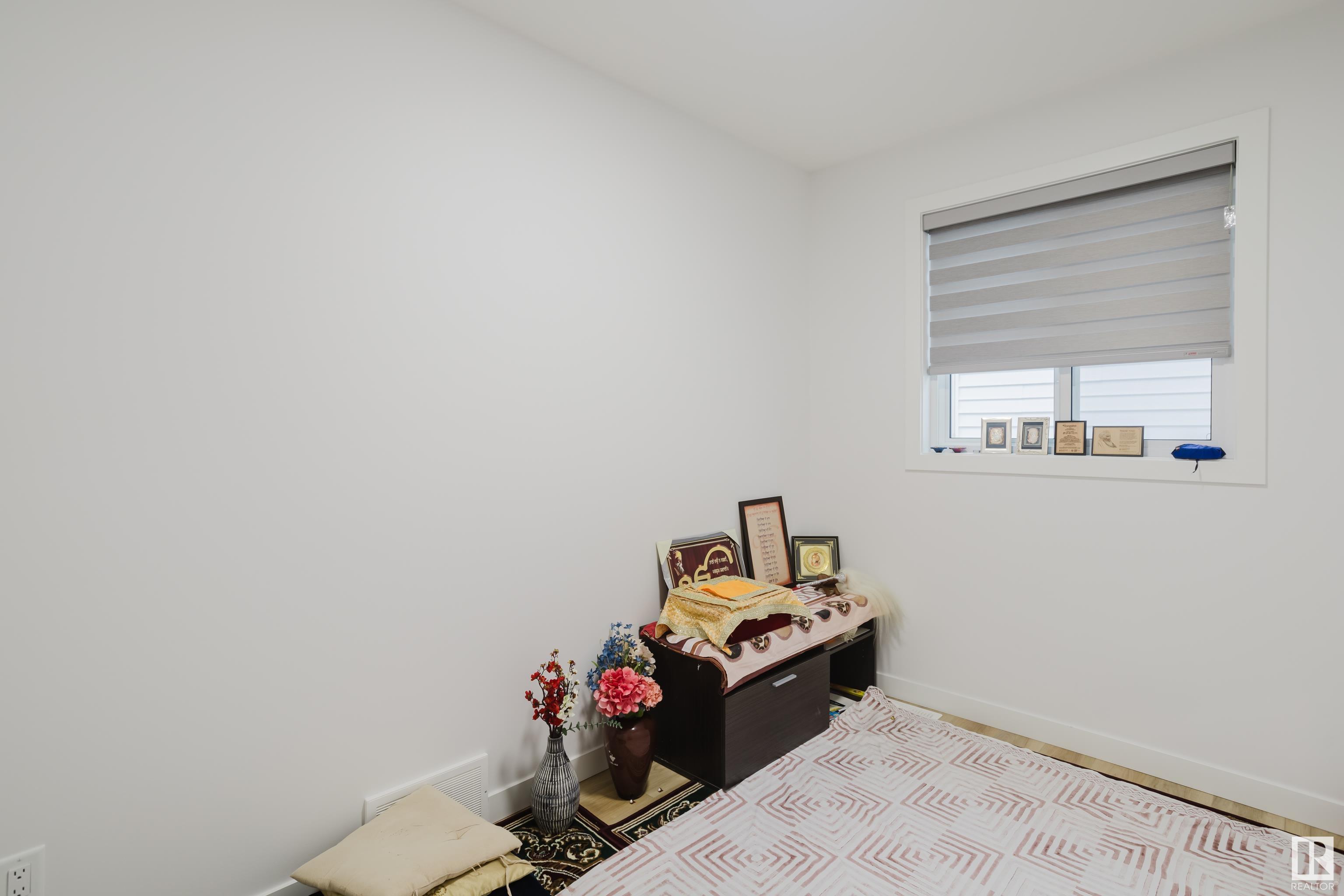      1356 20 ST NW , Edmonton,  ,T6T 2R7 ;  Listing Number: MLS E4420243
