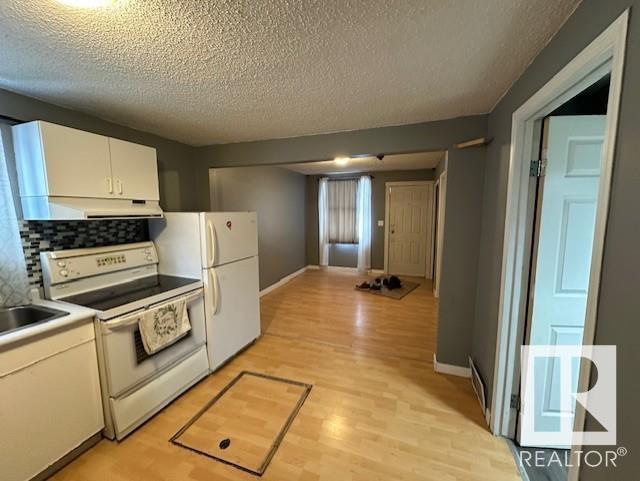      9423 110 AV NW , Edmonton,  ,T5H 1H2 ;  Listing Number: MLS E4420247