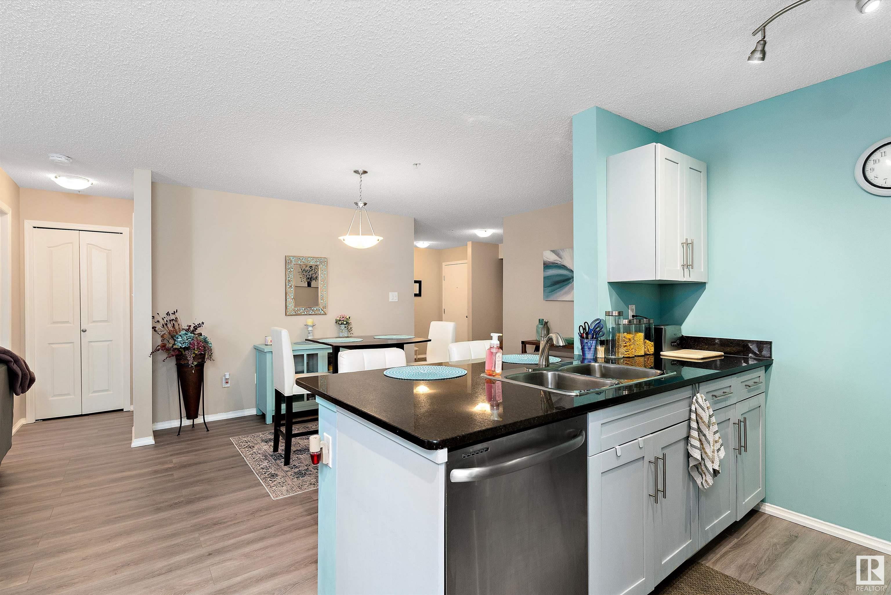      #102 11812 22 AV SW , Edmonton,  ,T6W 2A2 ;  Listing Number: MLS E4420249