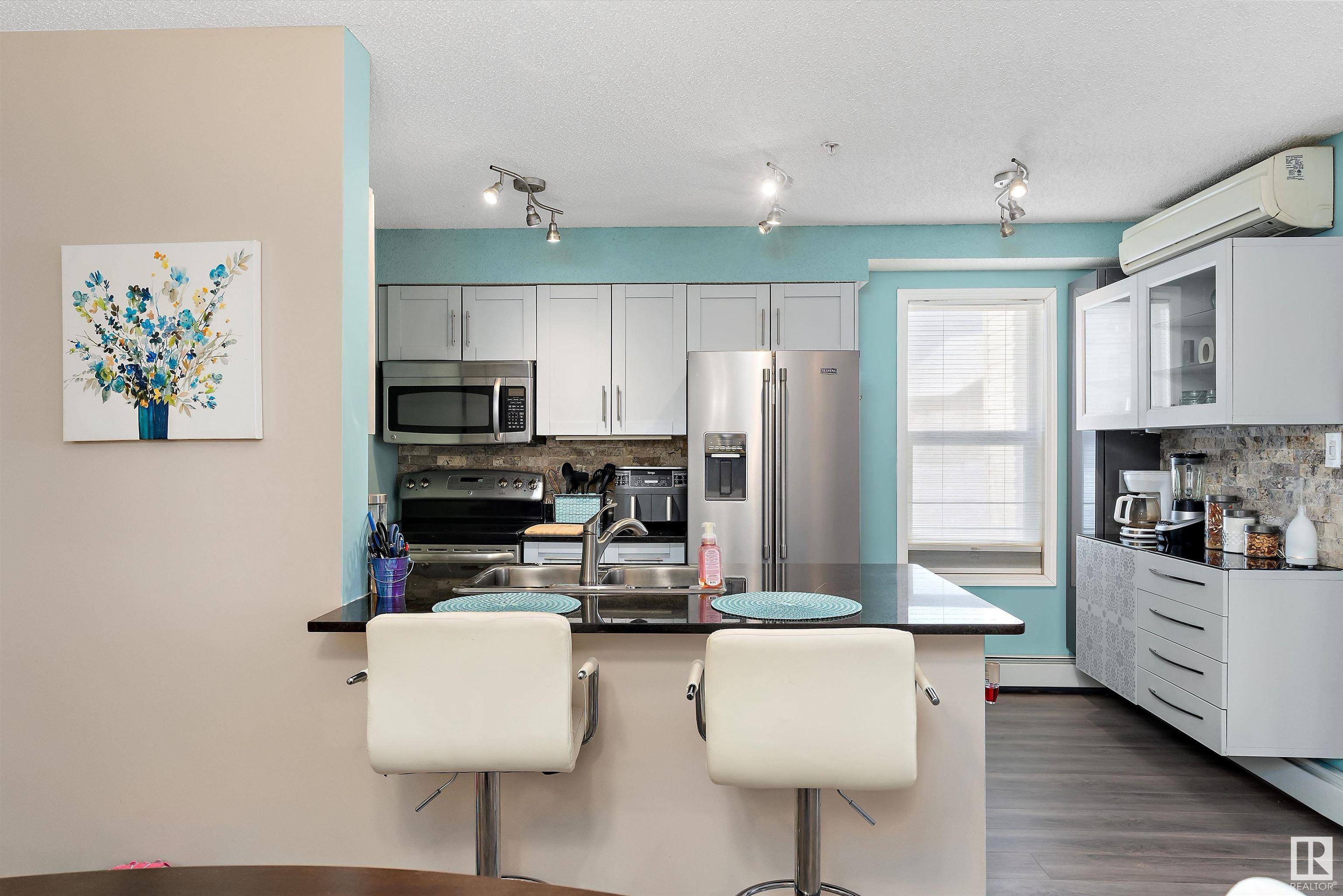      #102 11812 22 AV SW , Edmonton,  ,T6W 2A2 ;  Listing Number: MLS E4420249