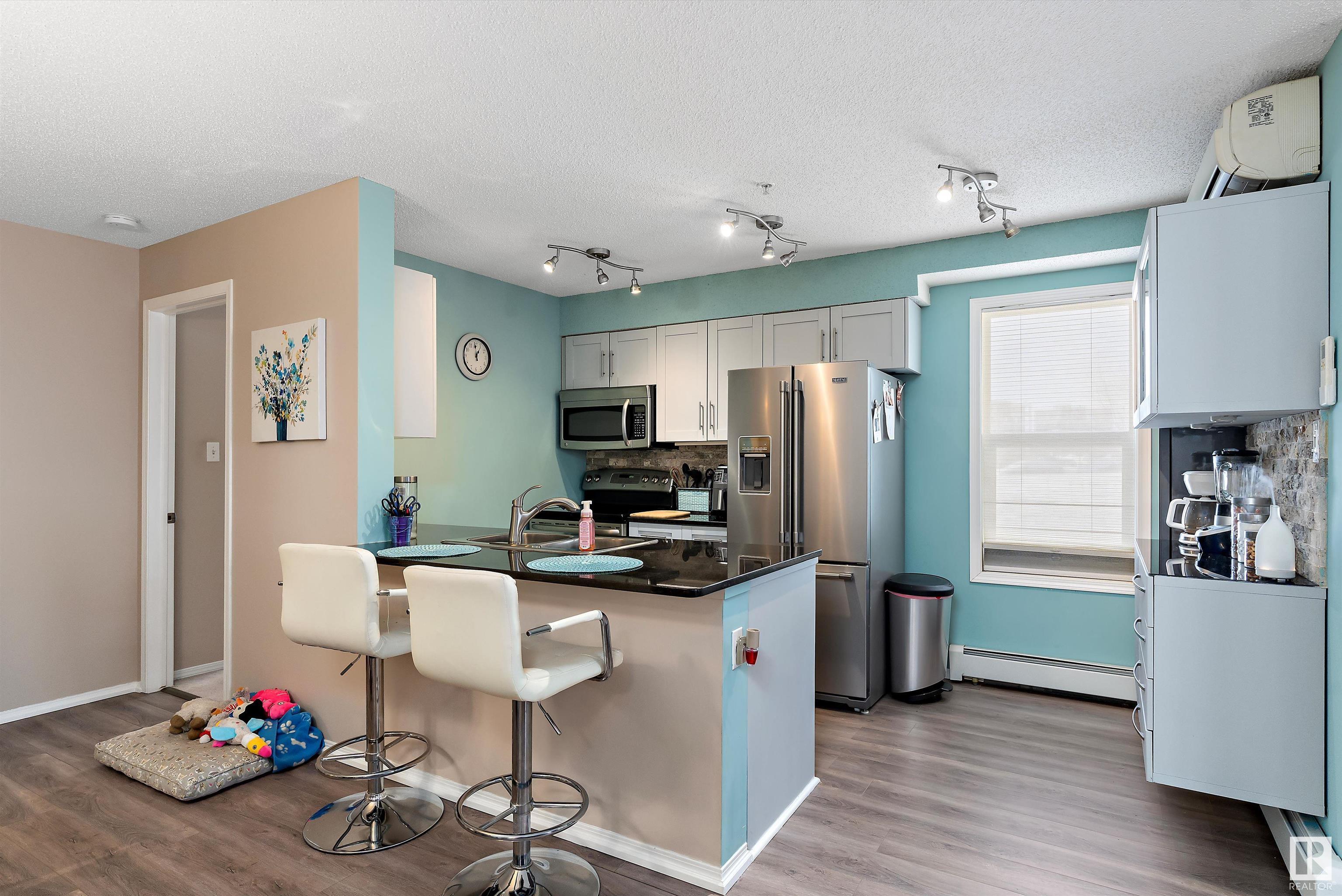      #102 11812 22 AV SW , Edmonton,  ,T6W 2A2 ;  Listing Number: MLS E4420249