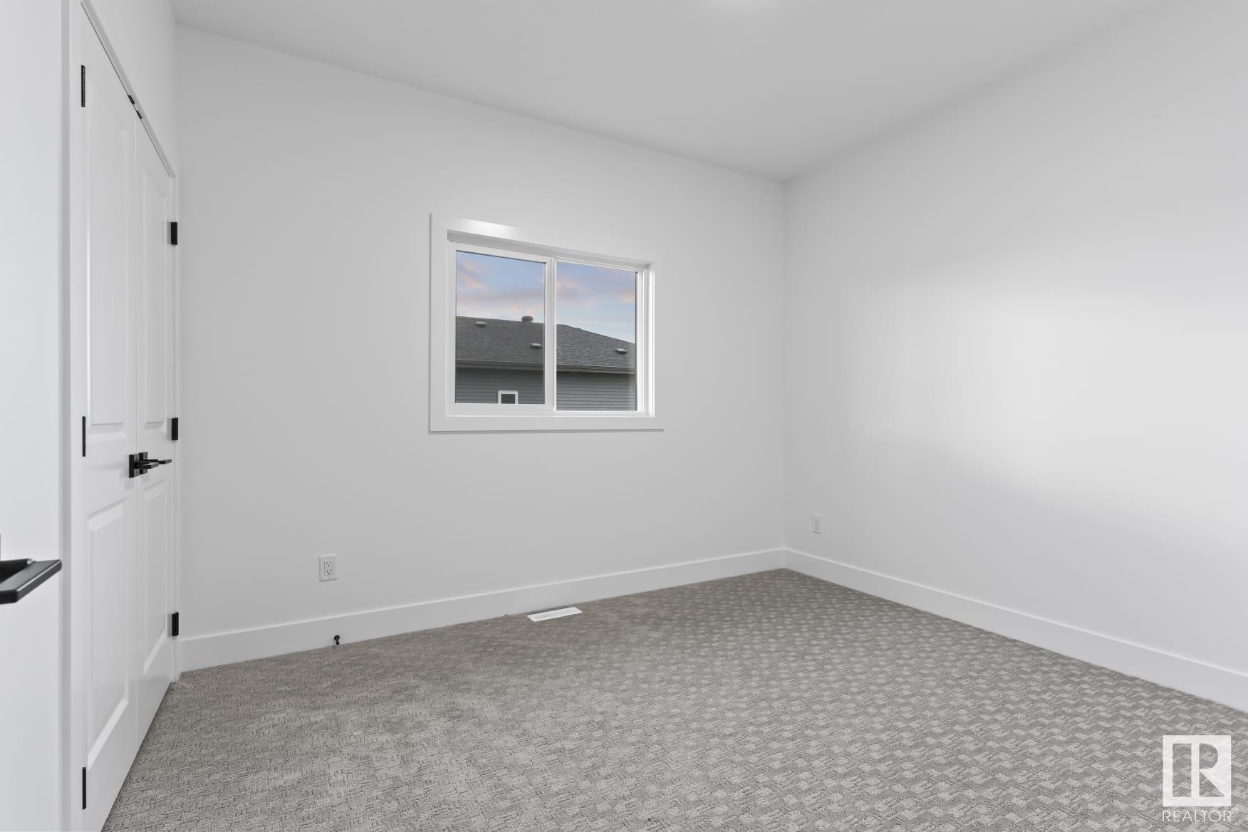     2748 1 AV SW , Edmonton,  ,T6X 3E4 ;  Listing Number: MLS E4420251