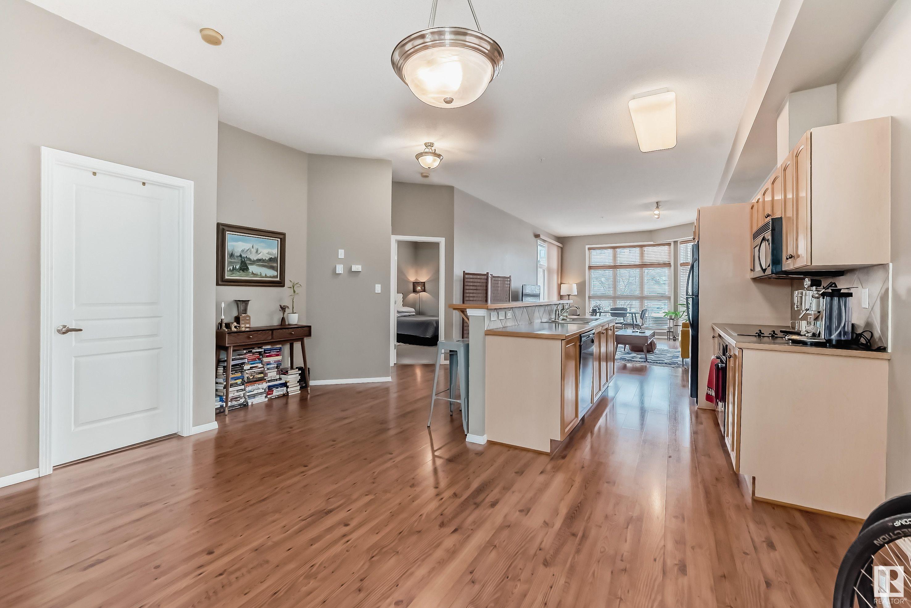      #334 10407 122 ST NW , Edmonton,  ,T5N 4B8 ;  Listing Number: MLS E4420259