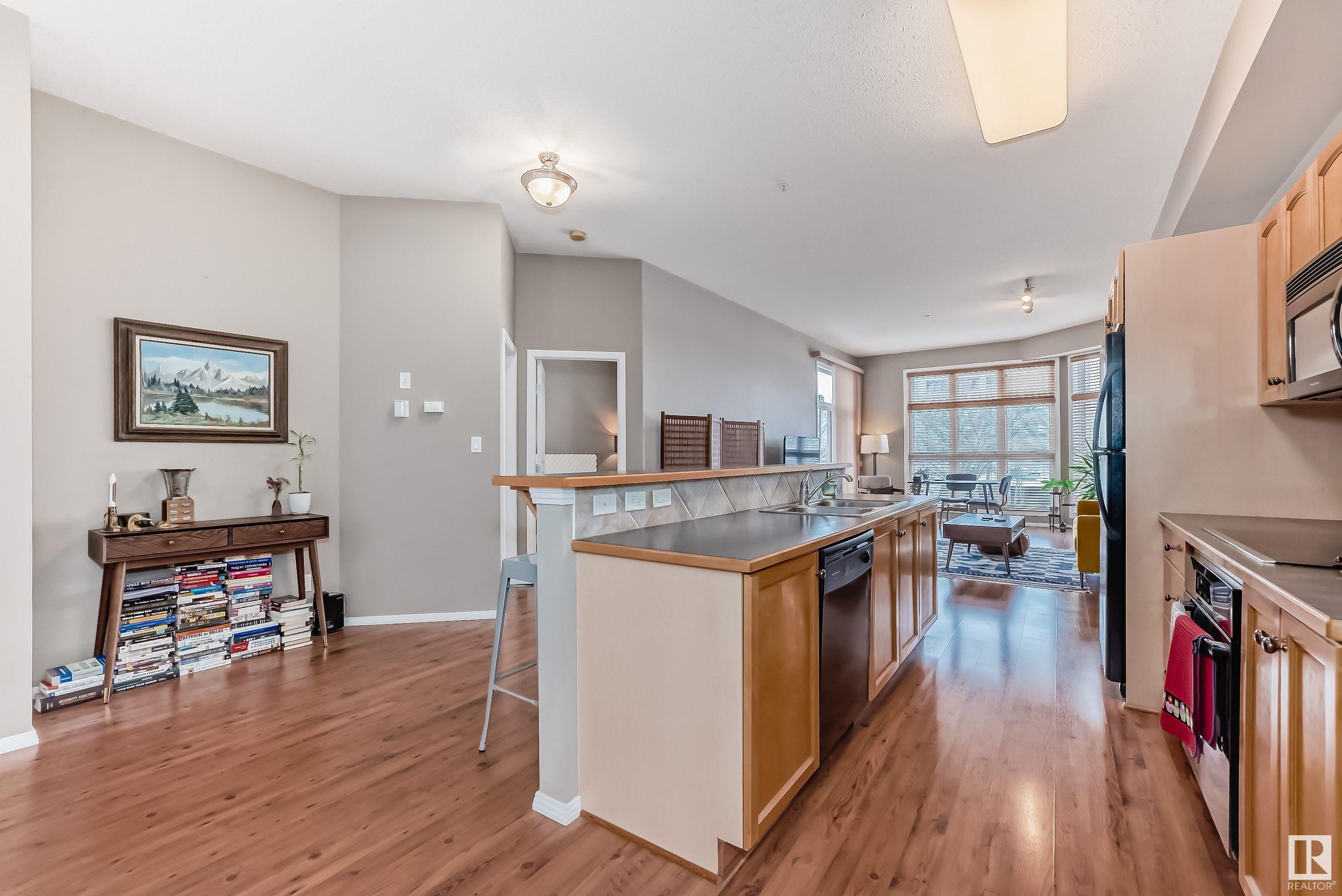      #334 10407 122 ST NW , Edmonton,  ,T5N 4B8 ;  Listing Number: MLS E4420259