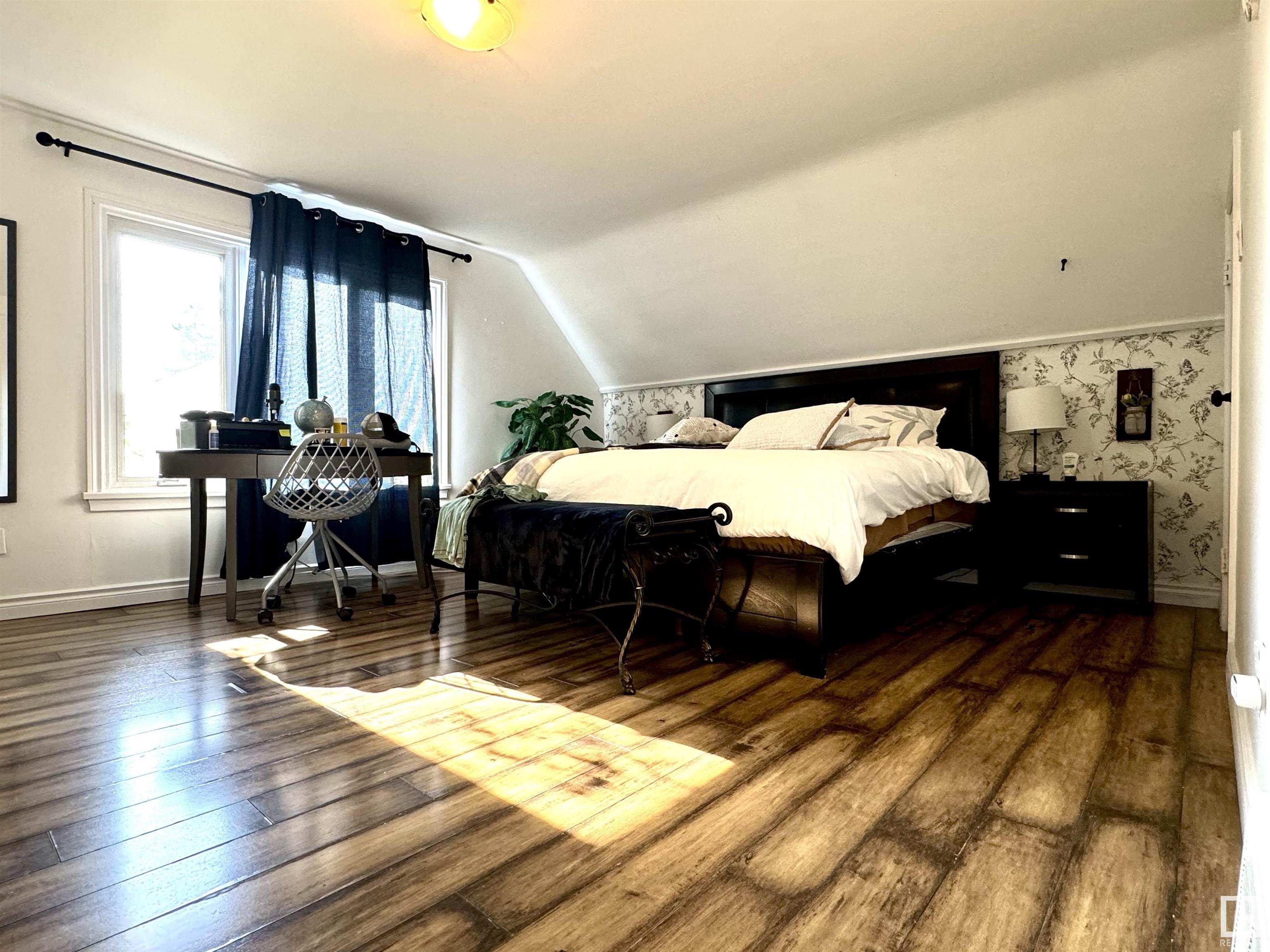      13507 102 AV NW , Edmonton,  ,T5N 0N6 ;  Listing Number: MLS E4420262