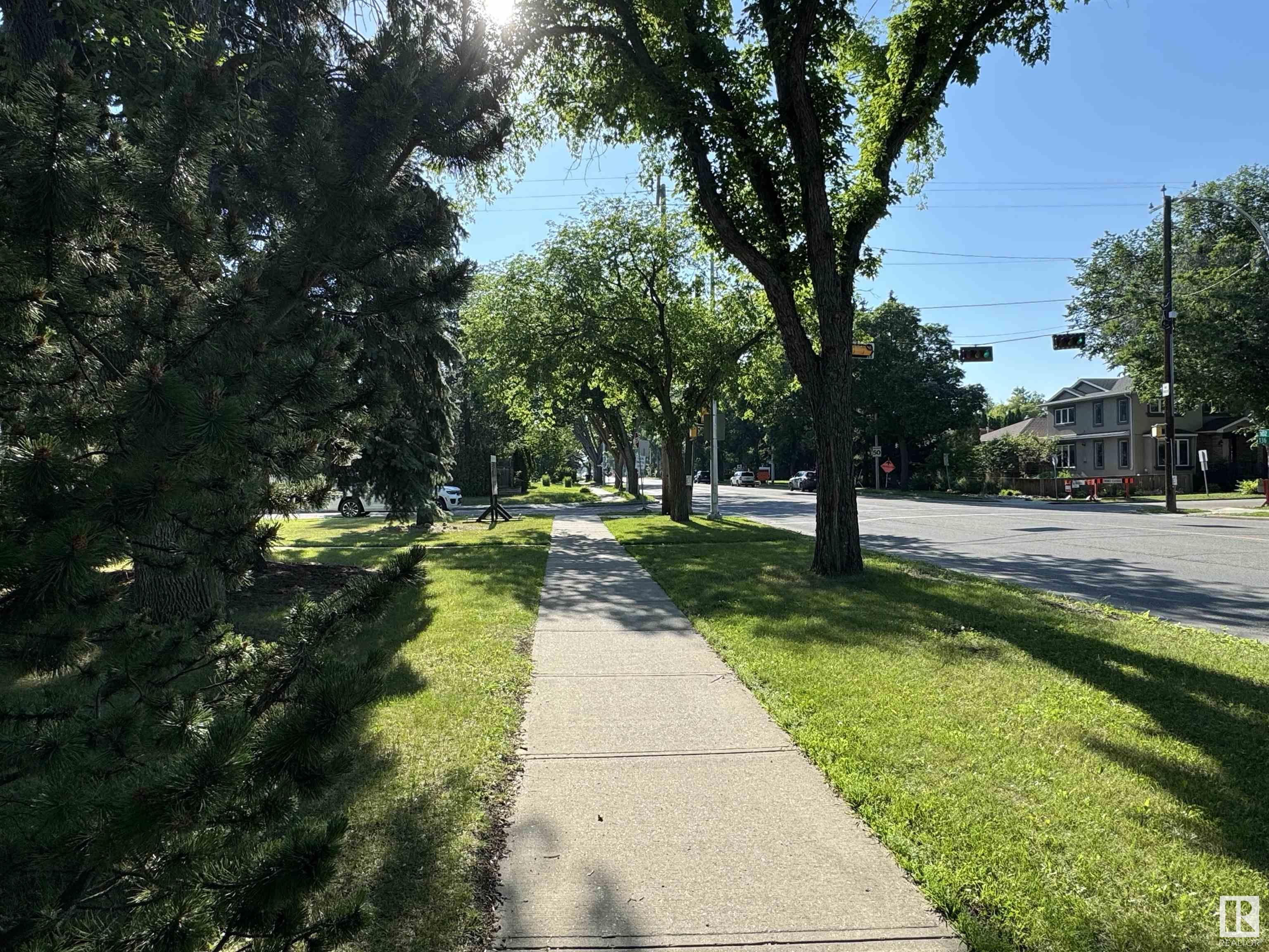      13507 102 AV NW , Edmonton,  ,T5N 0N6 ;  Listing Number: MLS E4420262
