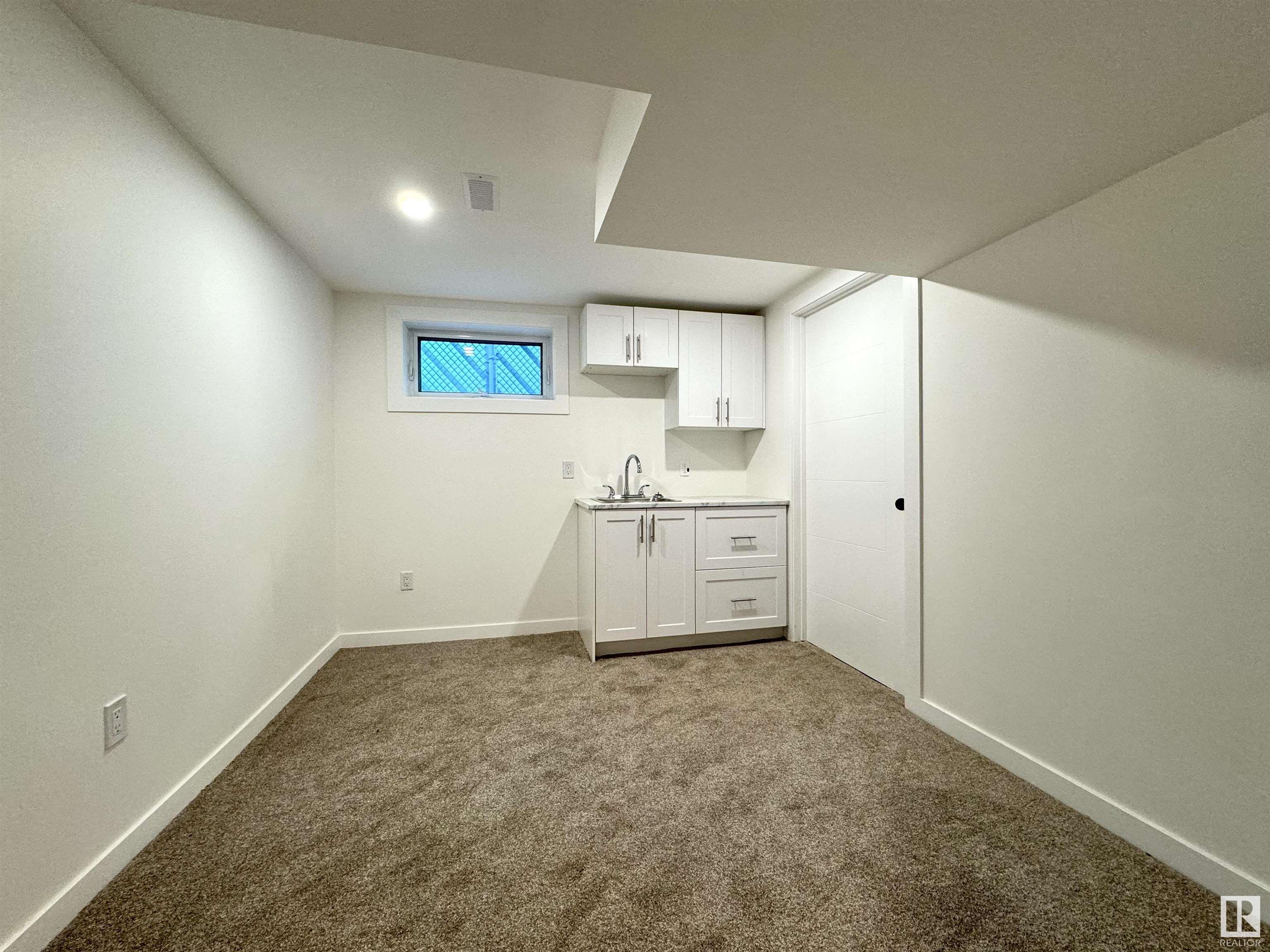      13507 102 AV NW , Edmonton,  ,T5N 0N6 ;  Listing Number: MLS E4420262