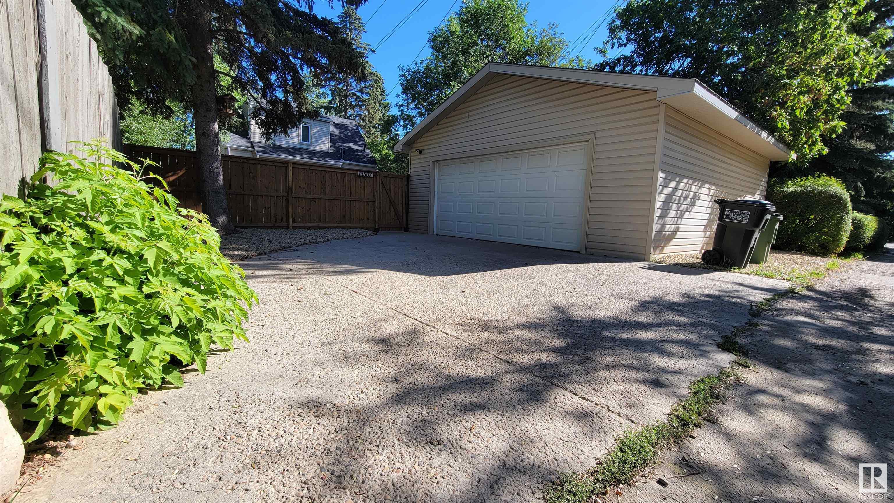      13507 102 AV NW , Edmonton,  ,T5N 0N6 ;  Listing Number: MLS E4420262