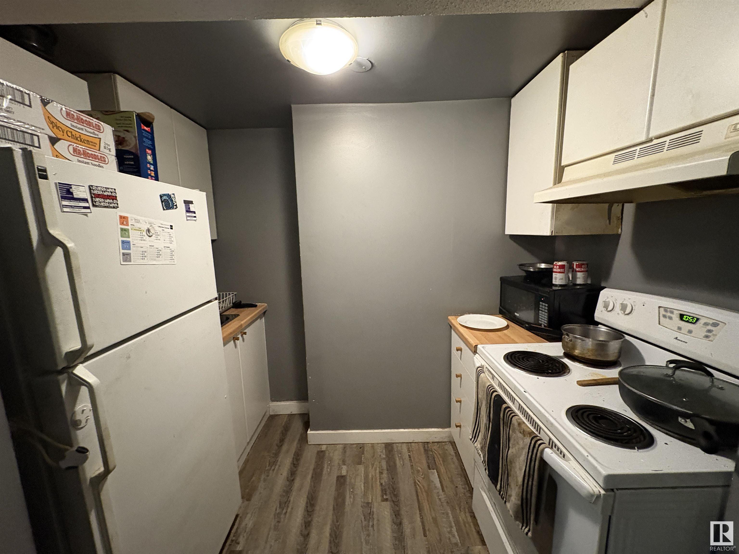      9907 161 ST NW , Edmonton,  ,T5P 3H6 ;  Listing Number: MLS E4420266