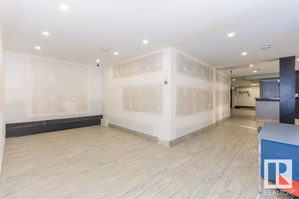      #1A 10508 107 AV SW , Edmonton,  ,T5H 0W2 ;  Listing Number: MLS E4420268