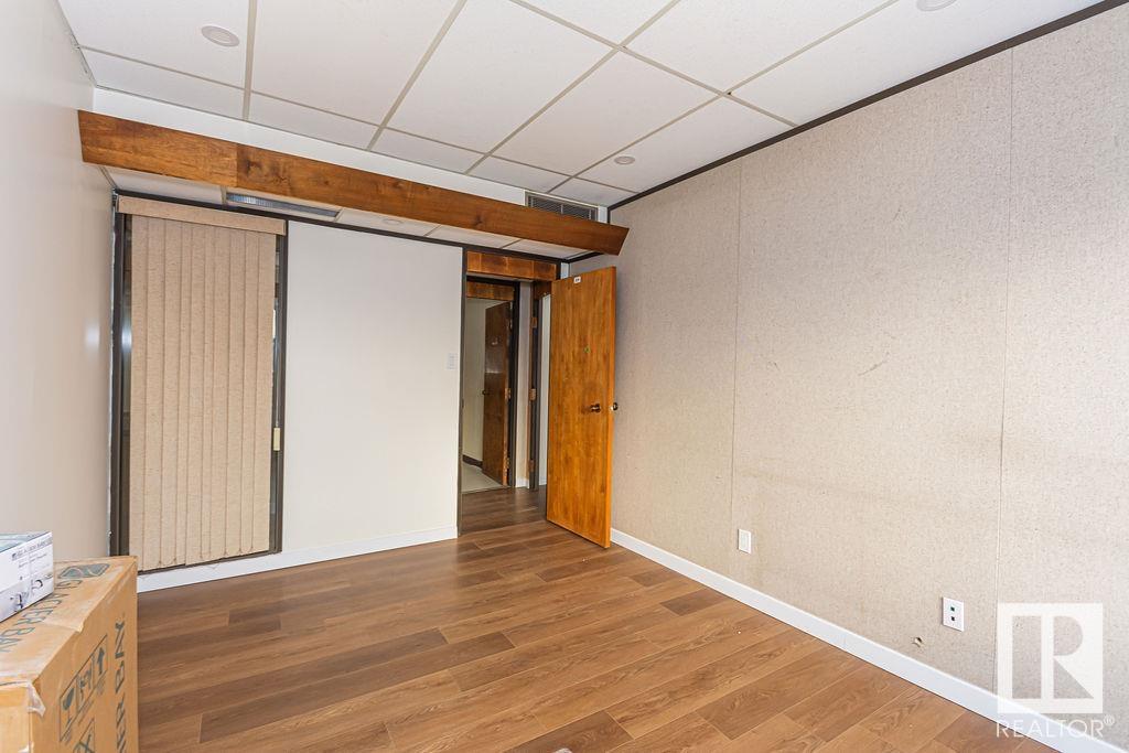      #2nd floor 10508 107 AV NW , Edmonton,  ,T5H 0W2 ;  Listing Number: MLS E4420269