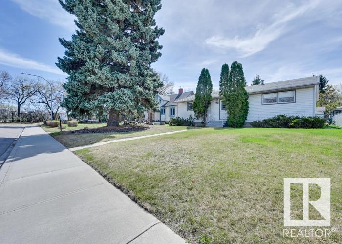      5211 101A AV NW , Edmonton,  ,T6A 0L7 ;  Listing Number: MLS E4420275