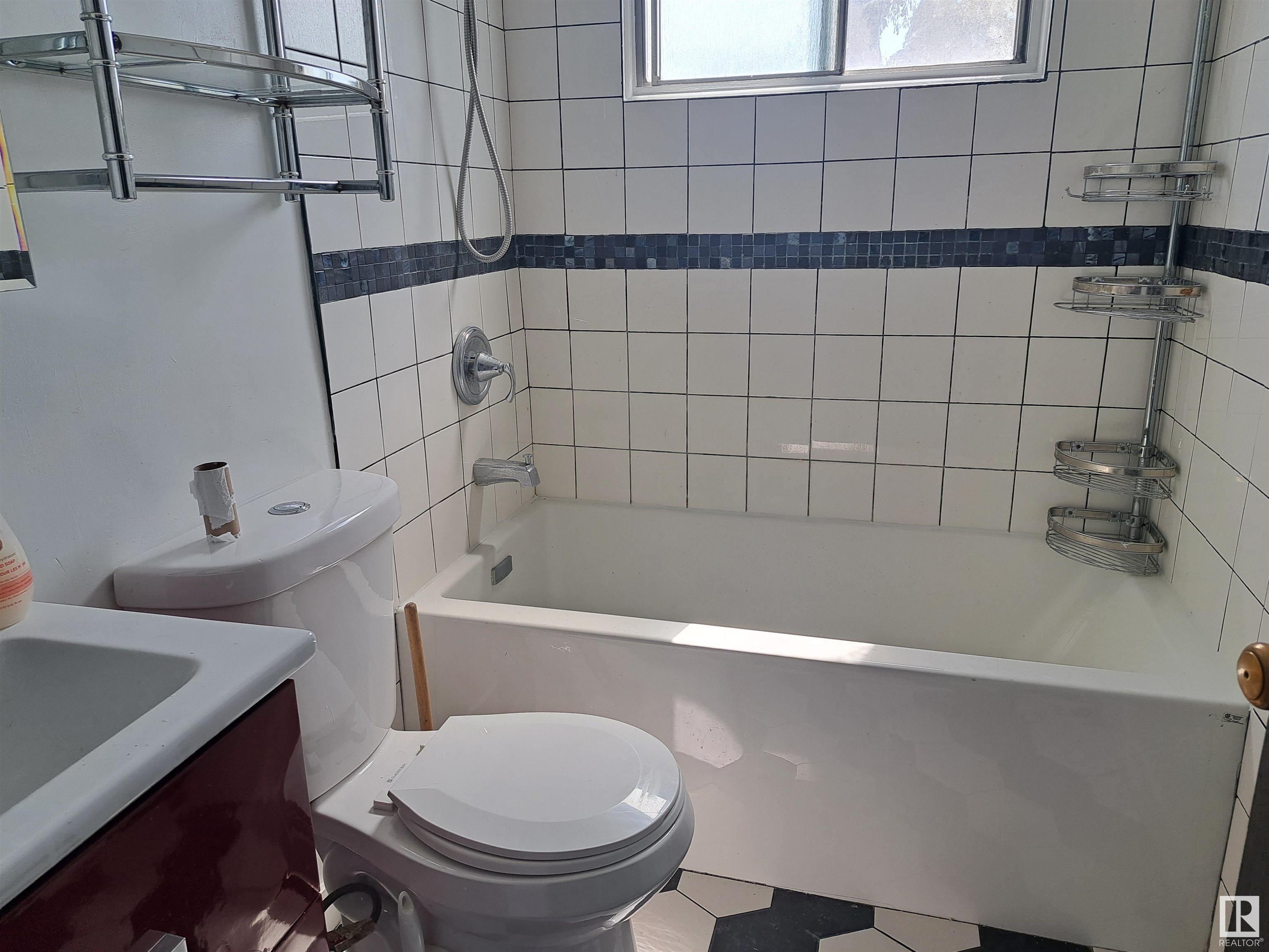      6551/6553 111 ST NW , Edmonton,  ,T6H 4R5 ;  Listing Number: MLS E4420277