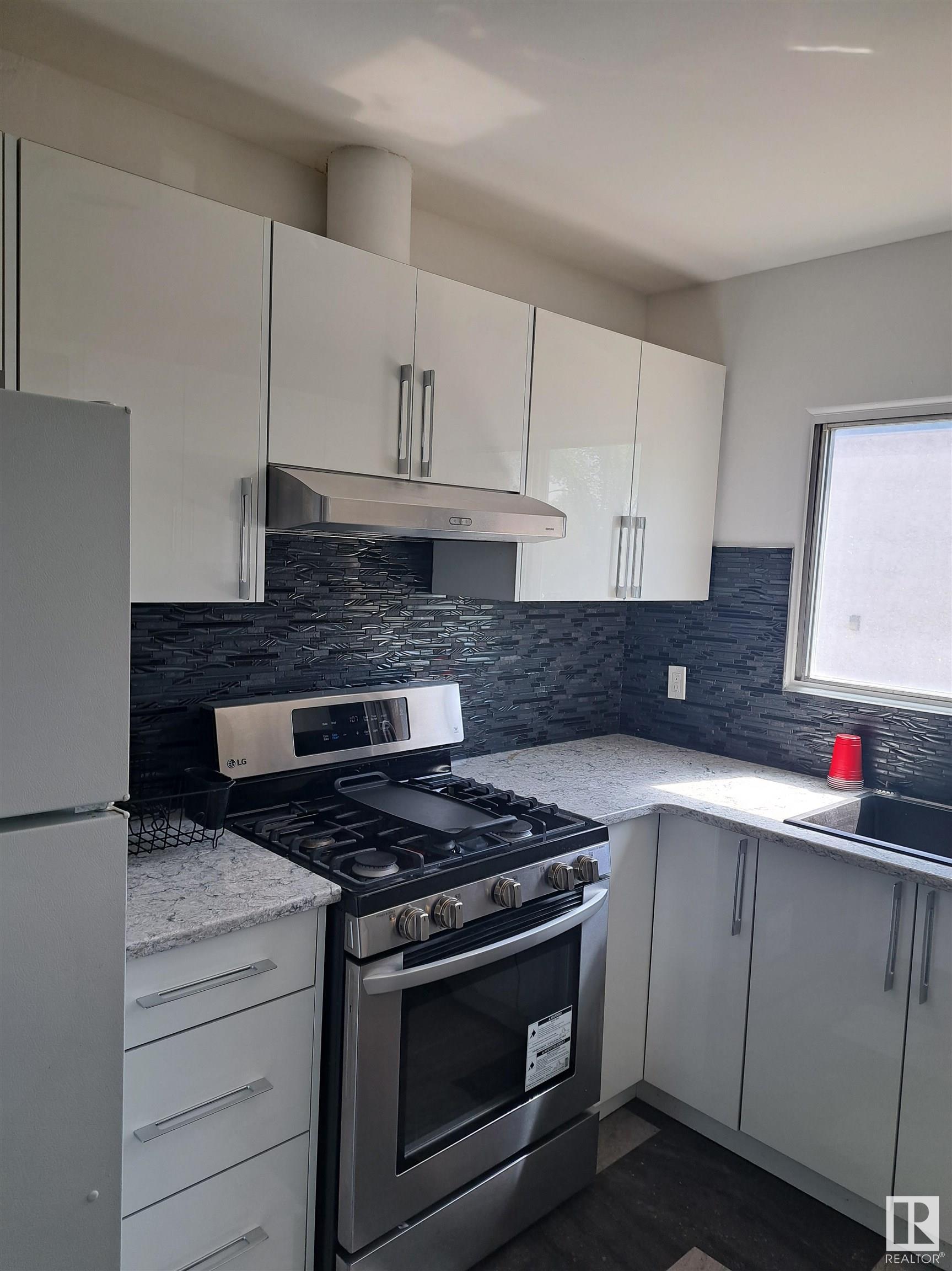      6551/6553 111 ST NW , Edmonton,  ,T6H 4R5 ;  Listing Number: MLS E4420277