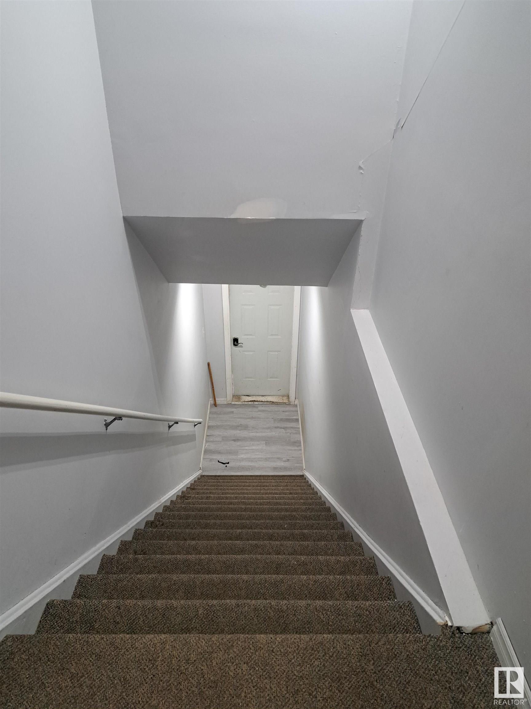     6551/6553 111 ST NW , Edmonton,  ,T6H 4R5 ;  Listing Number: MLS E4420277