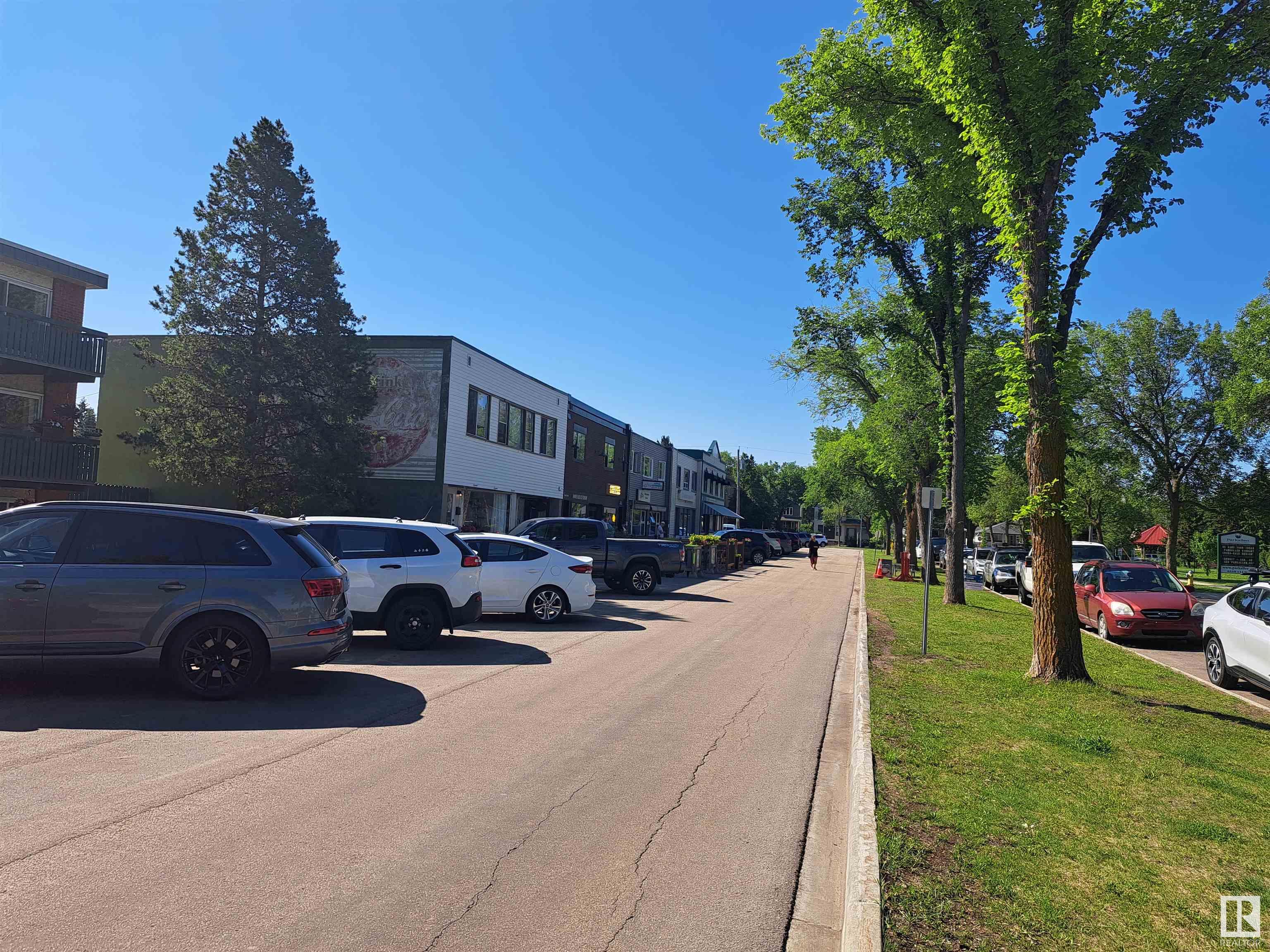      6551/6553 111 ST NW , Edmonton,  ,T6H 4R5 ;  Listing Number: MLS E4420277