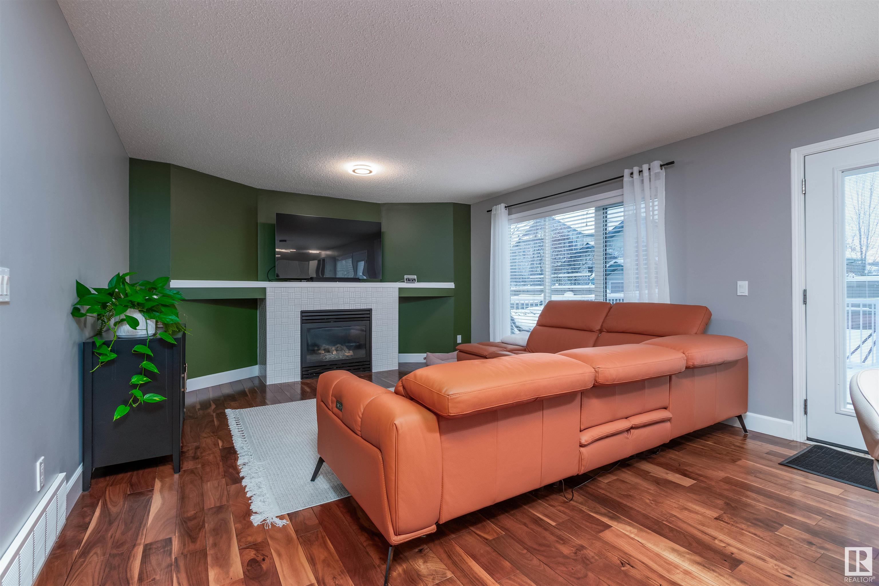     465 NORWAY CR , Sherwood Park,  ,T8A 5Z4 ;  Listing Number: MLS E4420279