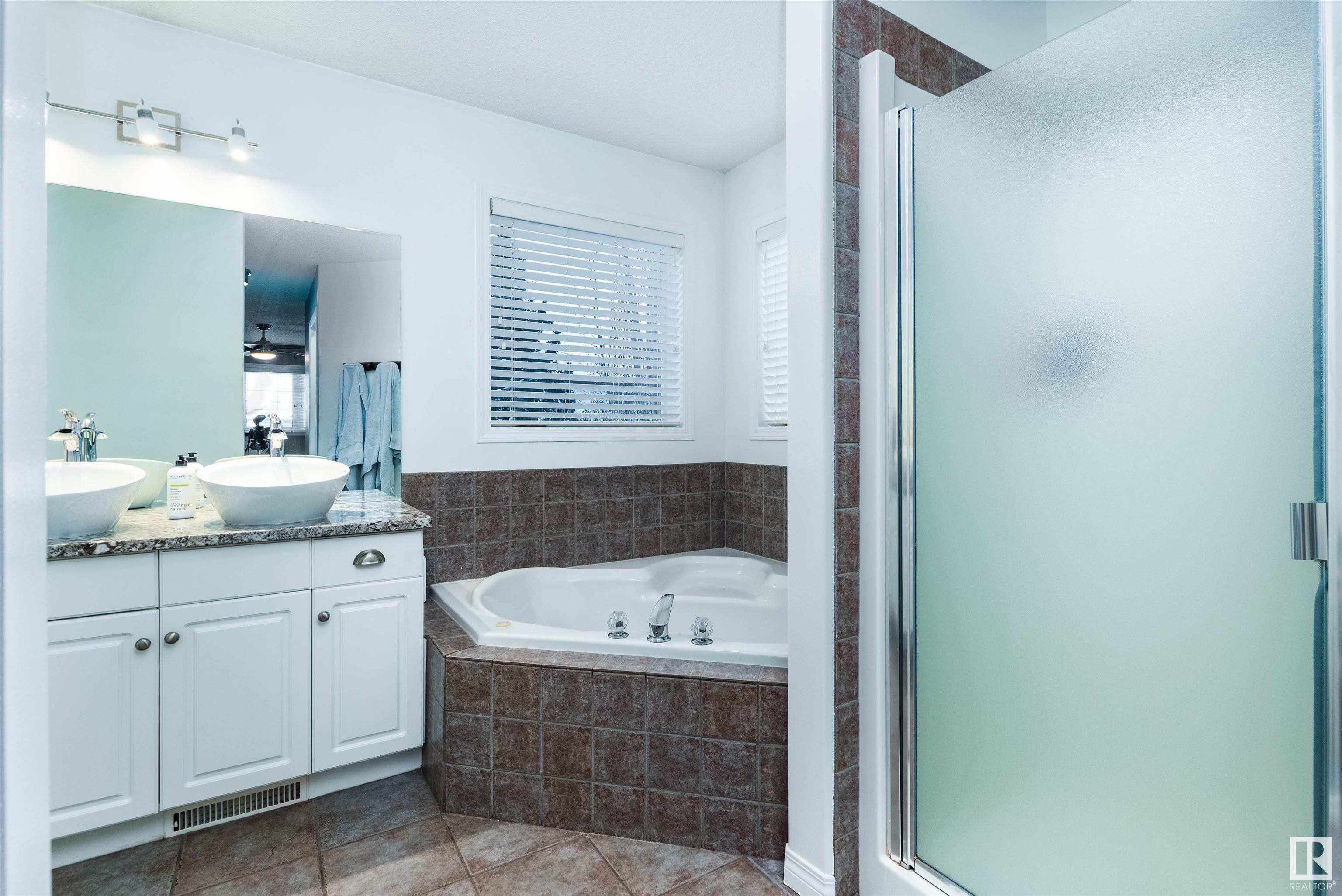      465 NORWAY CR , Sherwood Park,  ,T8A 5Z4 ;  Listing Number: MLS E4420279