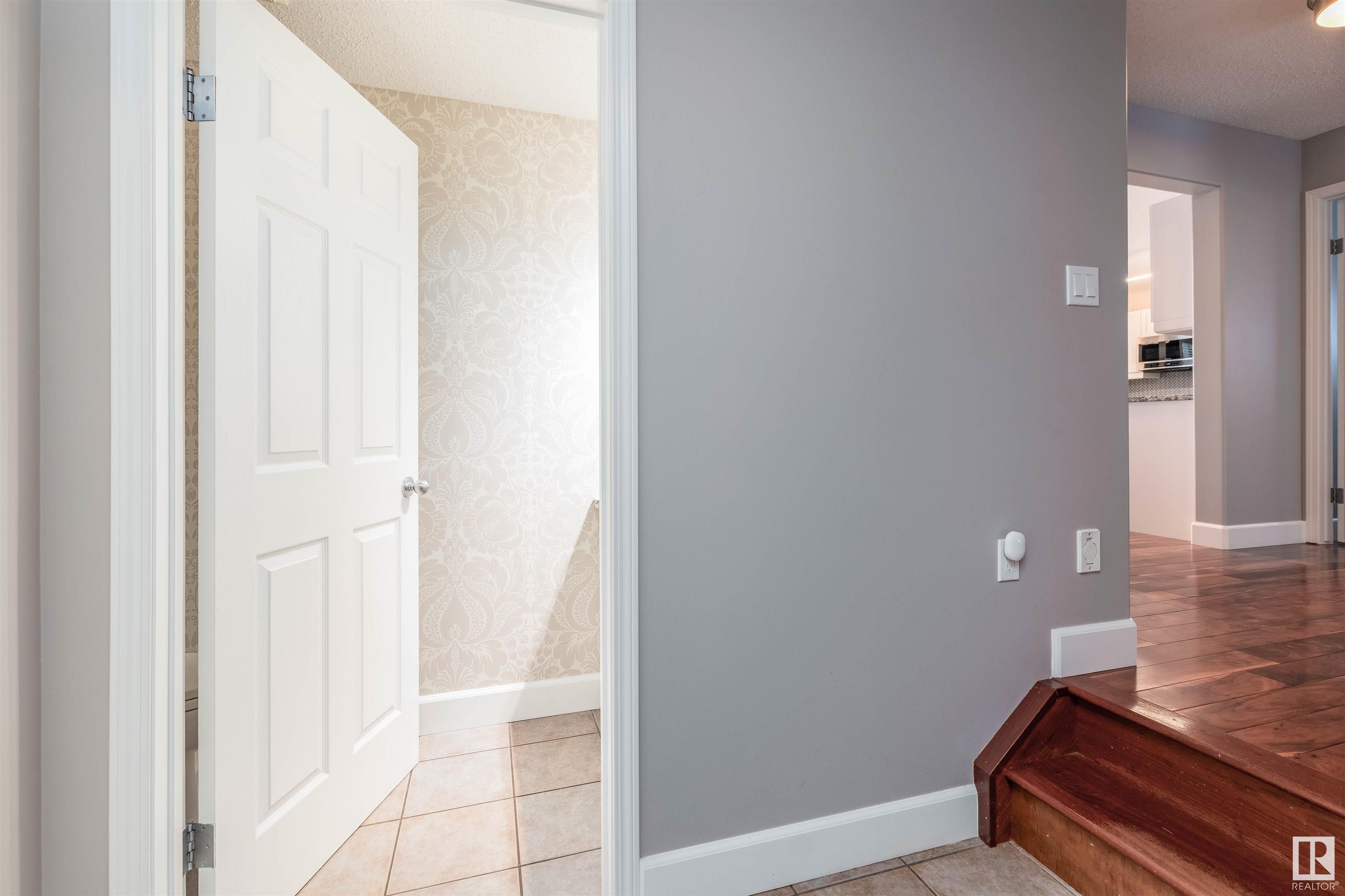      465 NORWAY CR , Sherwood Park,  ,T8A 5Z4 ;  Listing Number: MLS E4420279