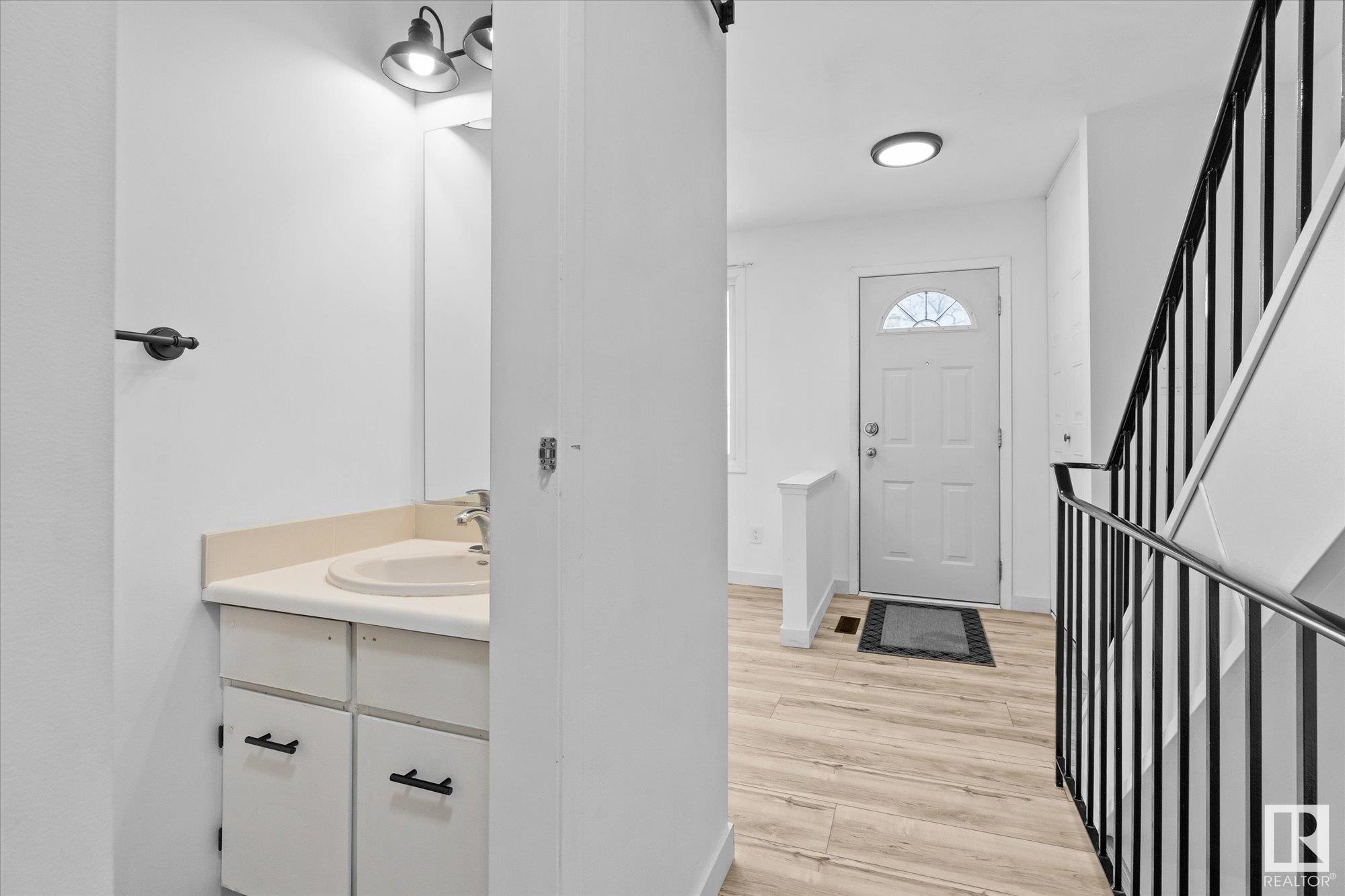     #123 TUDOR LANE LN NW , Edmonton,  ,T6J 3T5 ;  Listing Number: MLS E4420283