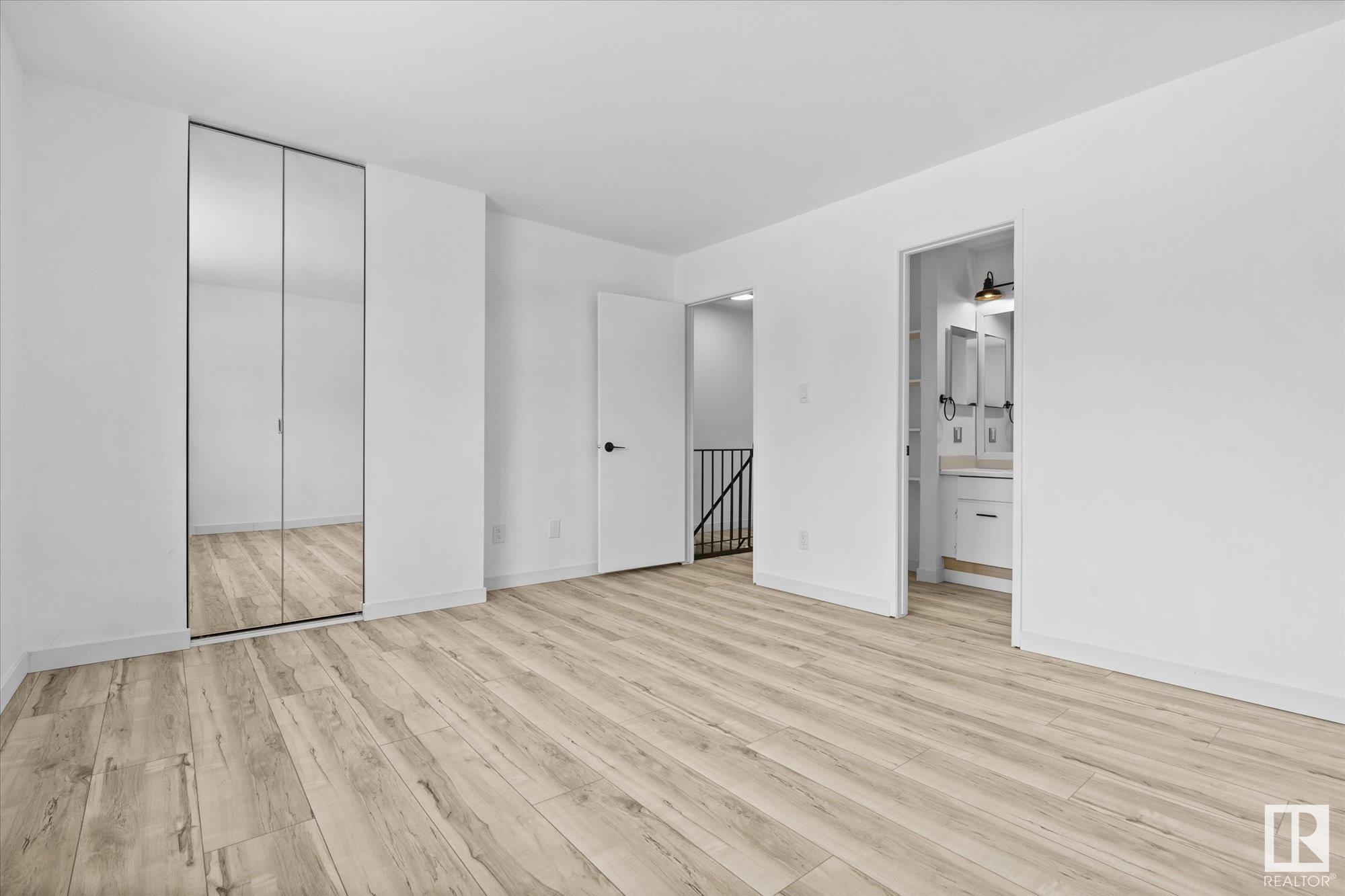      #123 TUDOR LANE LN NW , Edmonton,  ,T6J 3T5 ;  Listing Number: MLS E4420283