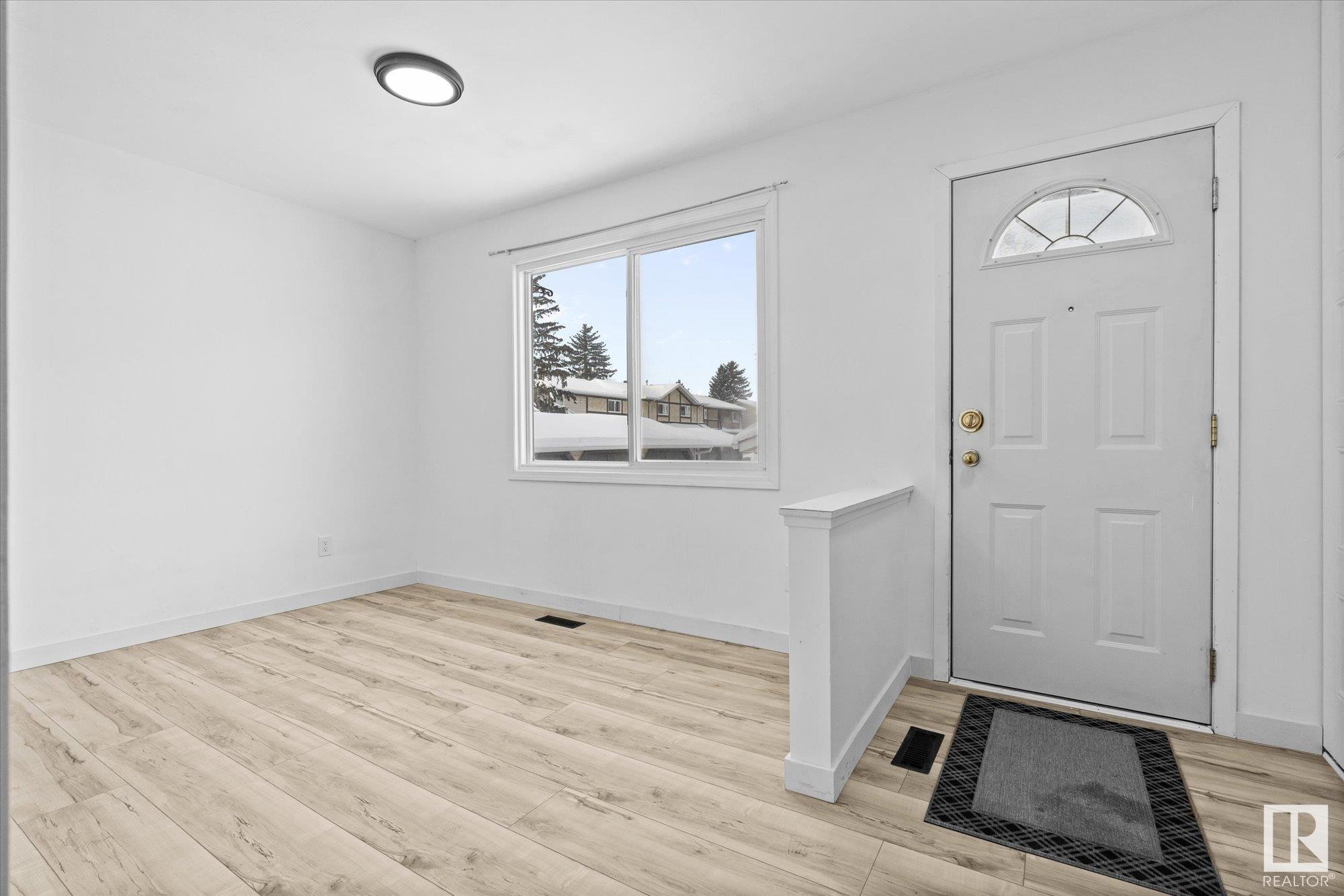      #123 TUDOR LANE LN NW , Edmonton,  ,T6J 3T5 ;  Listing Number: MLS E4420283