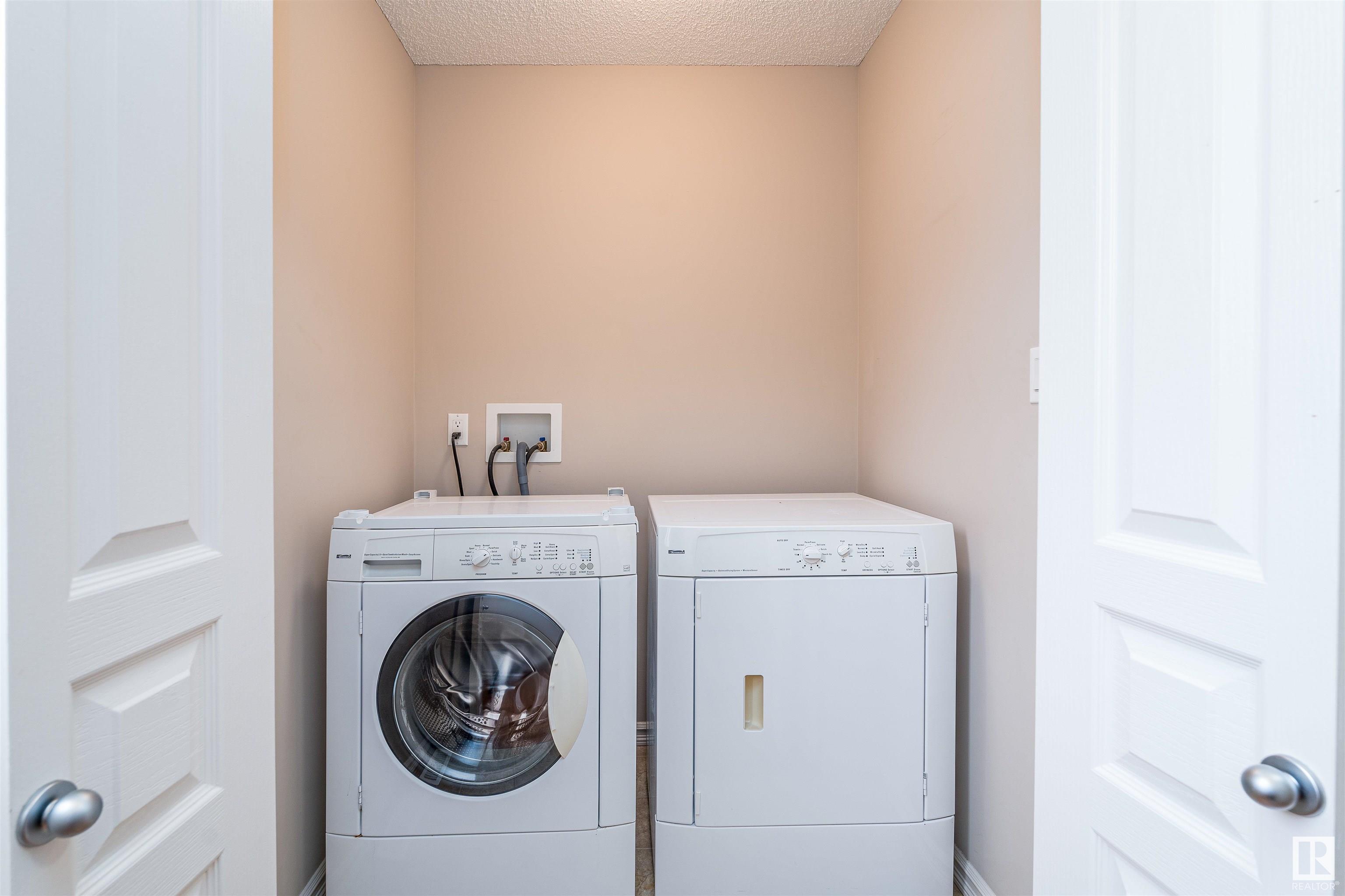      1209 LATTA CR NW , Edmonton,  ,T6R 3N2 ;  Listing Number: MLS E4420284