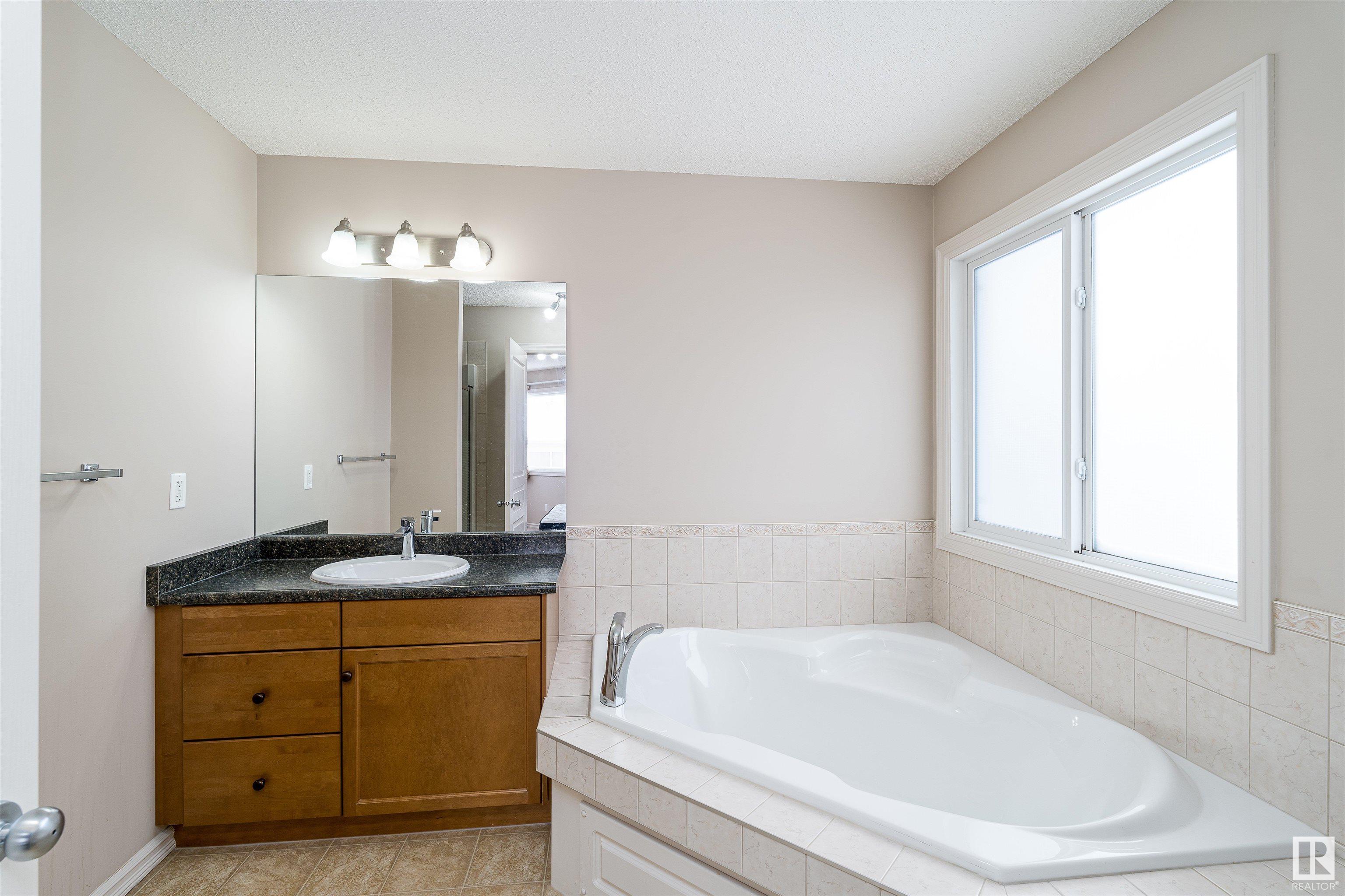      1209 LATTA CR NW , Edmonton,  ,T6R 3N2 ;  Listing Number: MLS E4420284