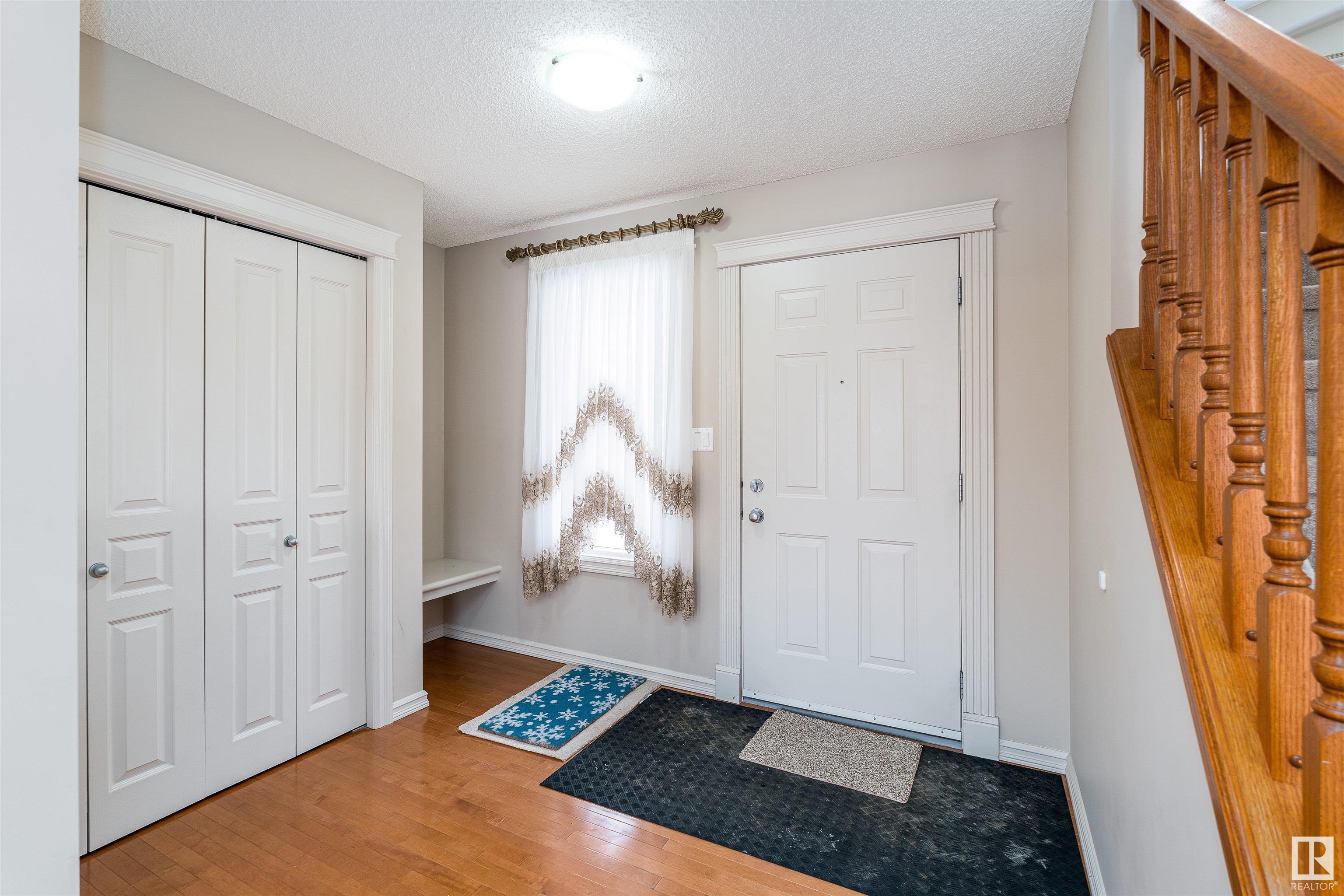      1209 LATTA CR NW , Edmonton,  ,T6R 3N2 ;  Listing Number: MLS E4420284