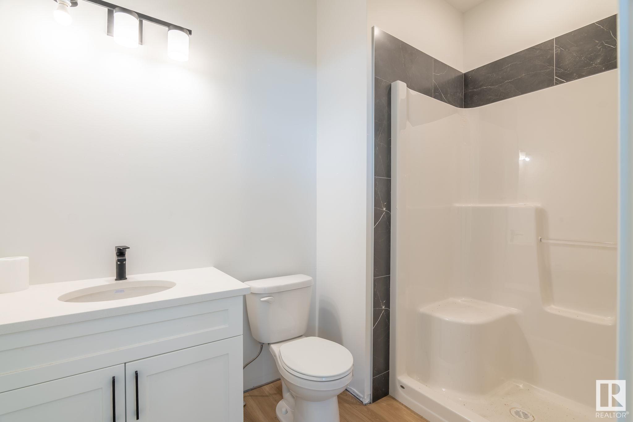      6422 28 AV SW , Edmonton,  ,T6X 1A3 ;  Listing Number: MLS E4420285