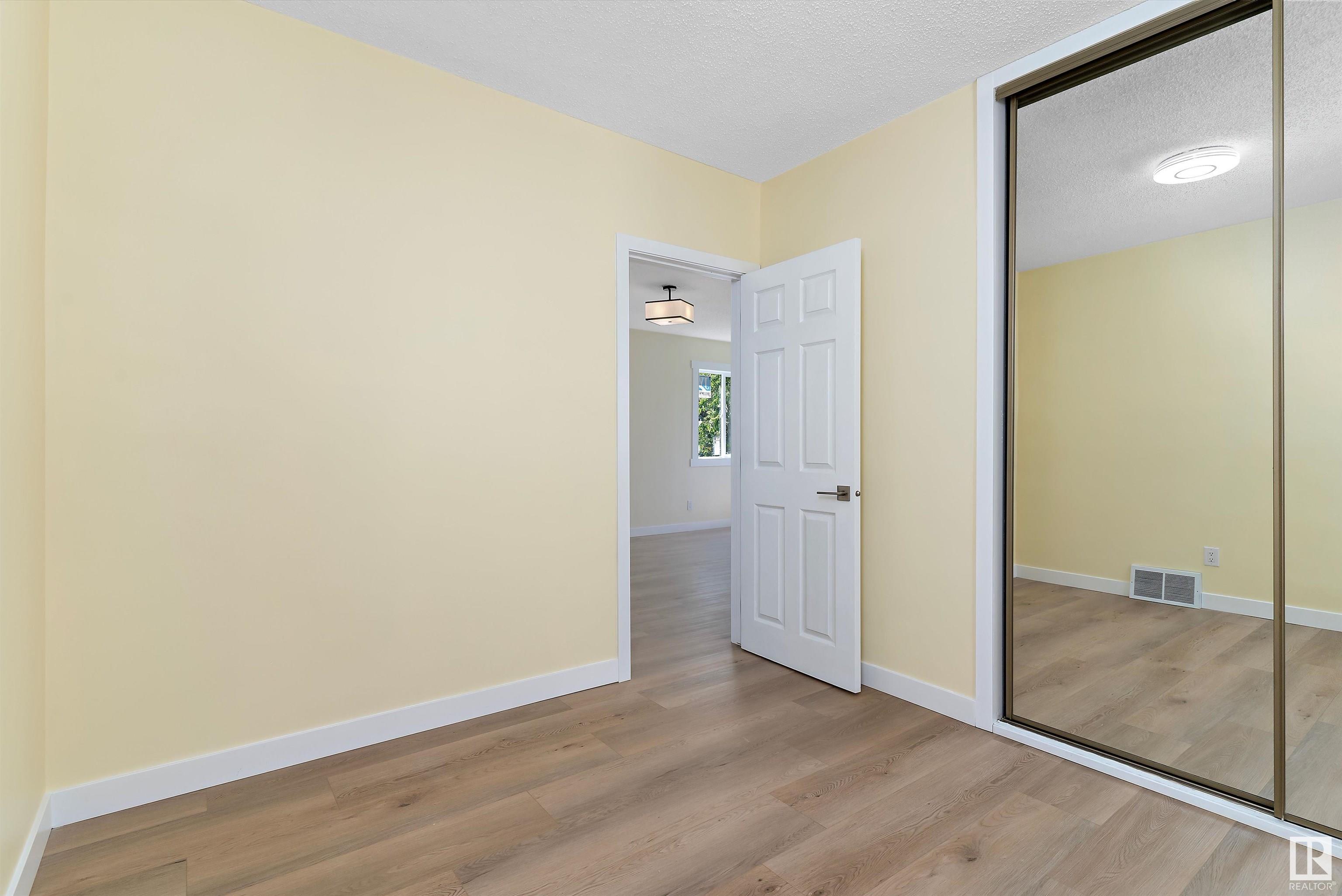      11927 80 ST NW , Edmonton,  ,T5B 2N8 ;  Listing Number: MLS E4420289