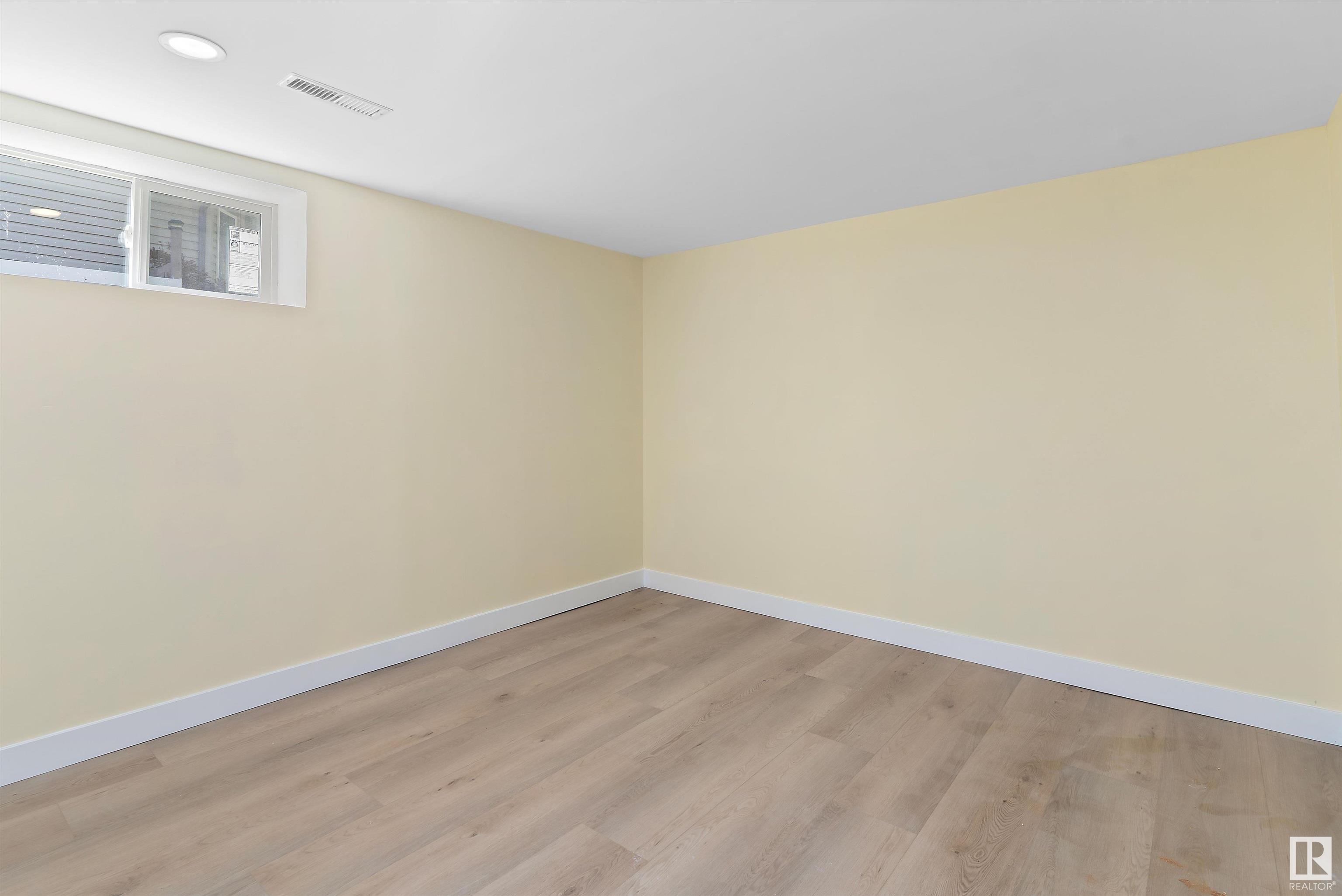      11927 80 ST NW , Edmonton,  ,T5B 2N8 ;  Listing Number: MLS E4420289